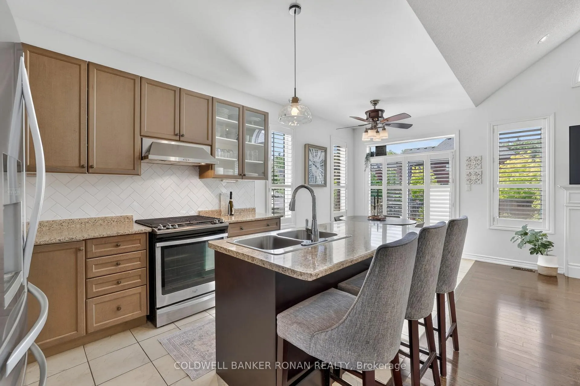 Photo 9 of 19 Cameron Street, Springwater, Centre Vespra — HOMEH