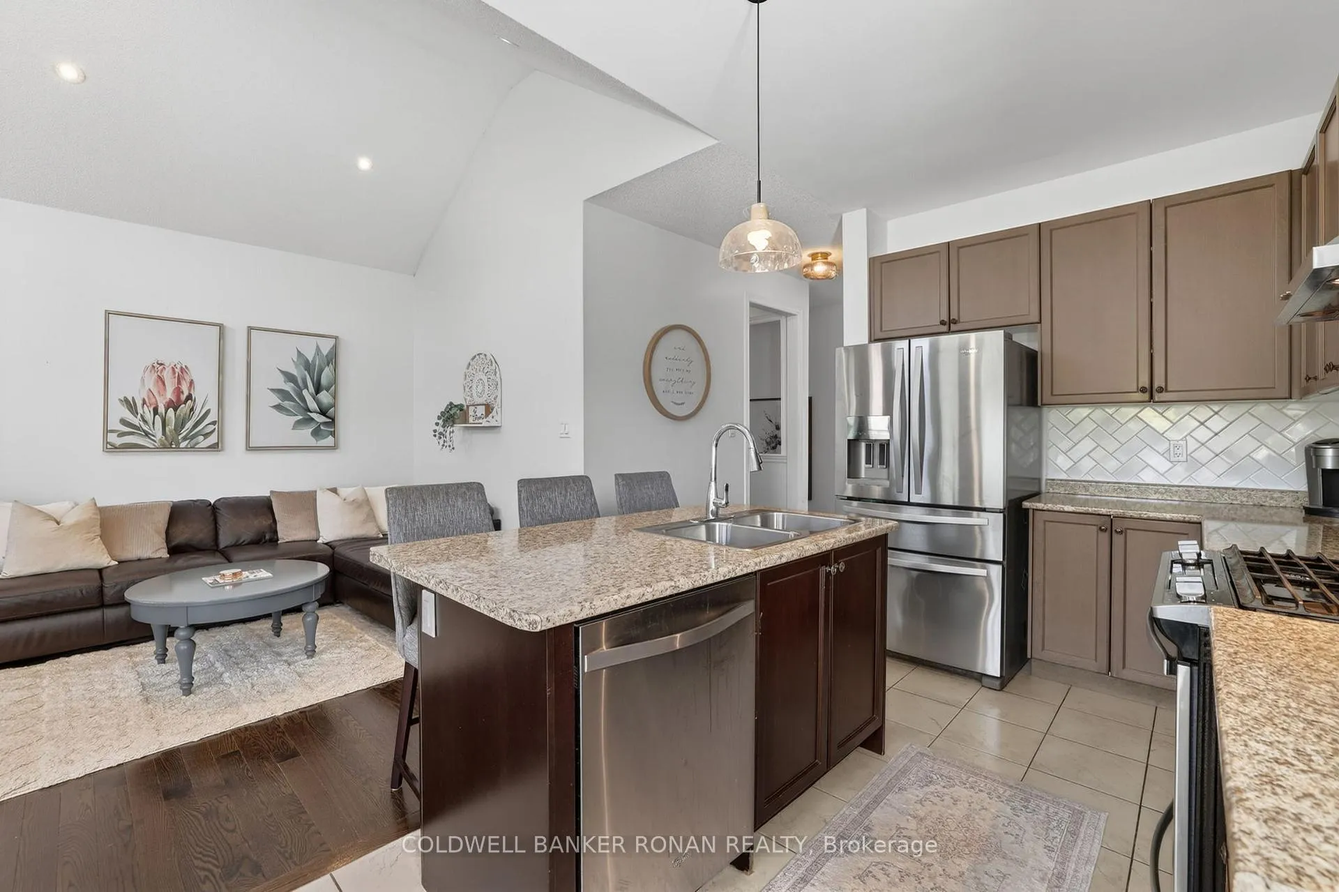 Photo 14 of 19 Cameron Street, Springwater, Centre Vespra — HOMEH