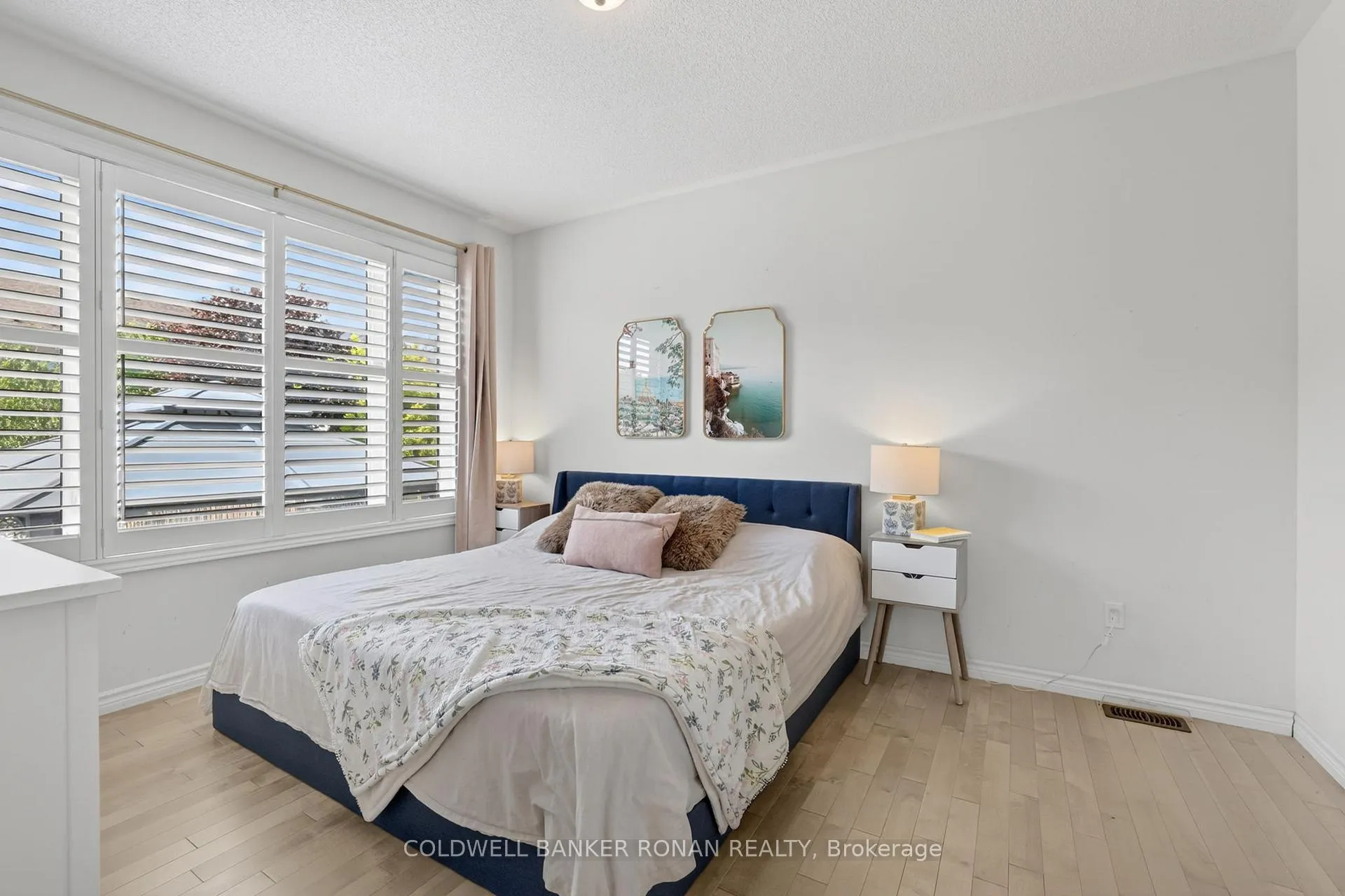 Photo 23 of 19 Cameron Street, Springwater, Centre Vespra — HOMEH