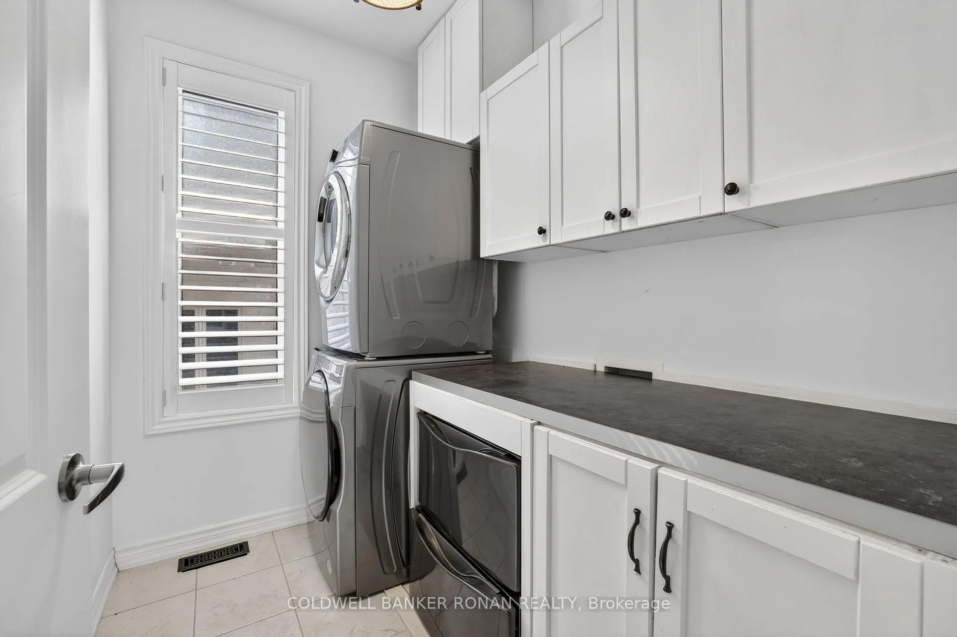 Photo 29 of 19 Cameron Street, Springwater, Centre Vespra — HOMEH