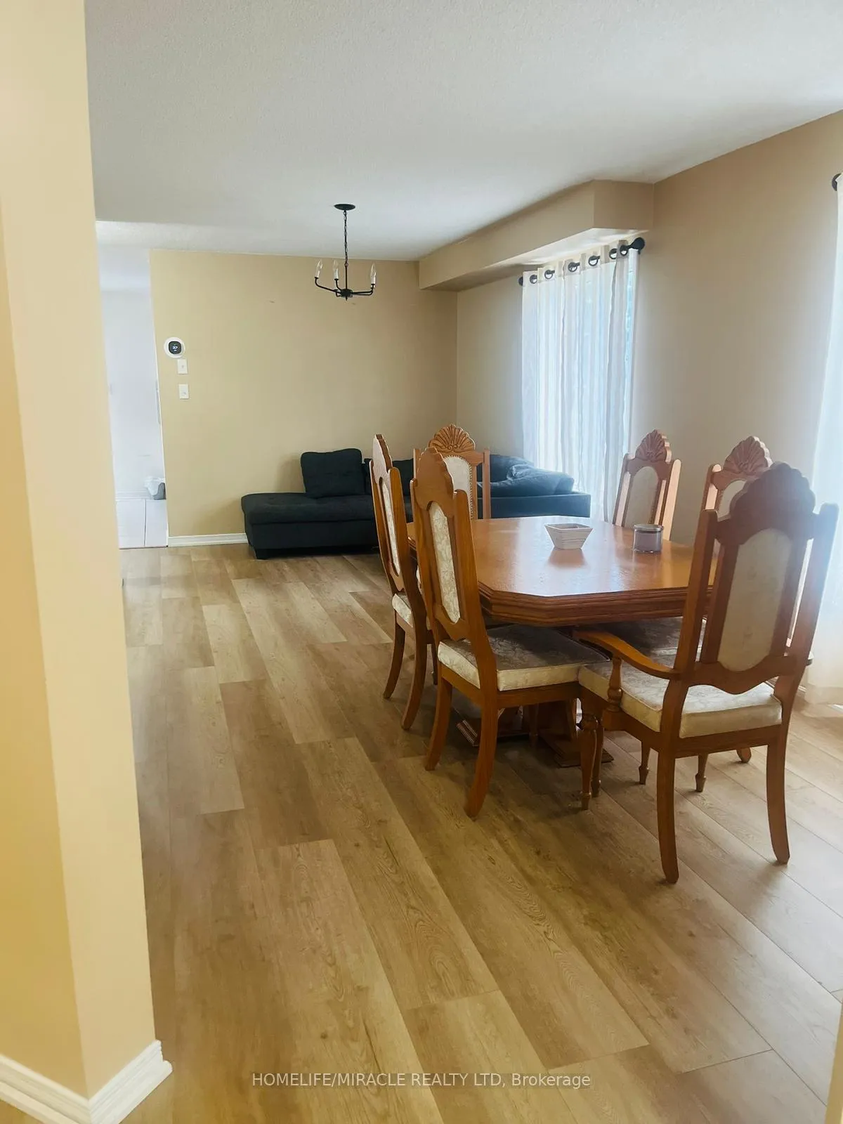Photo 6 of 36 Mossgrove Crescent, Brampton, Northwest Sandalwood Parkway — HOMEH