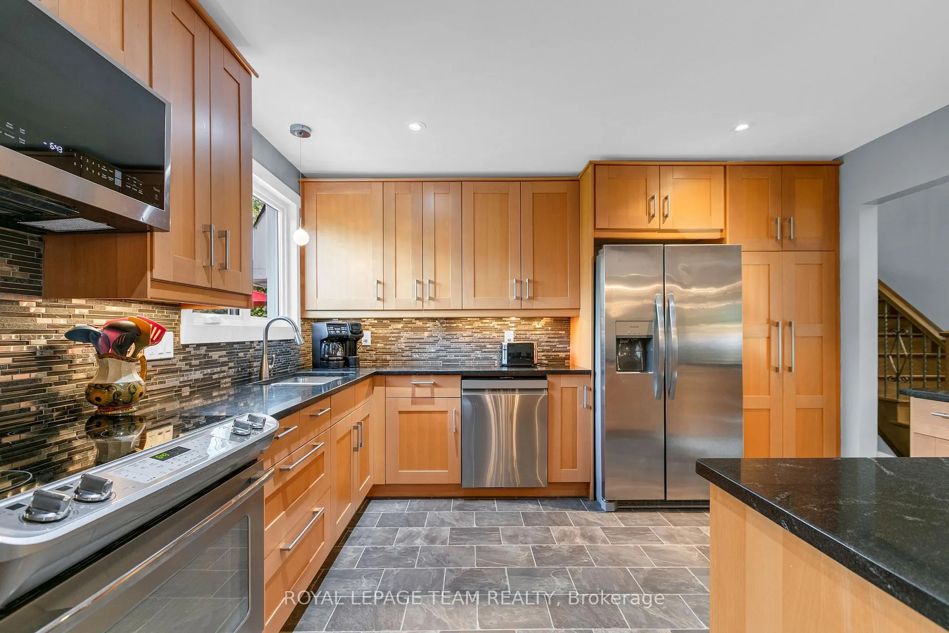Photo 12 of 62 Northpark Drive, Ottawa, Blackburn Hamlet — HOMEH