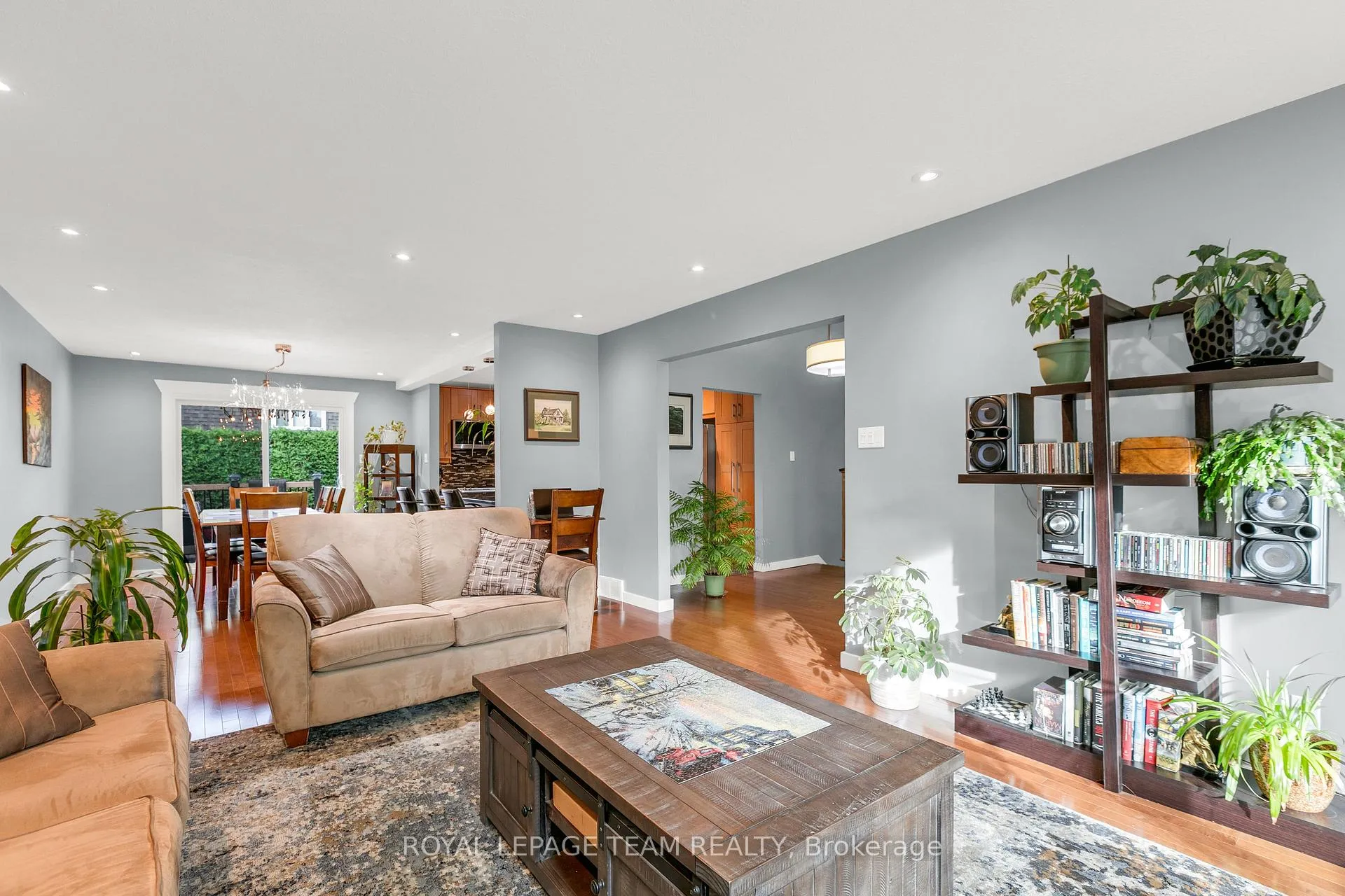 Photo 17 of 62 Northpark Drive, Ottawa, Blackburn Hamlet — HOMEH