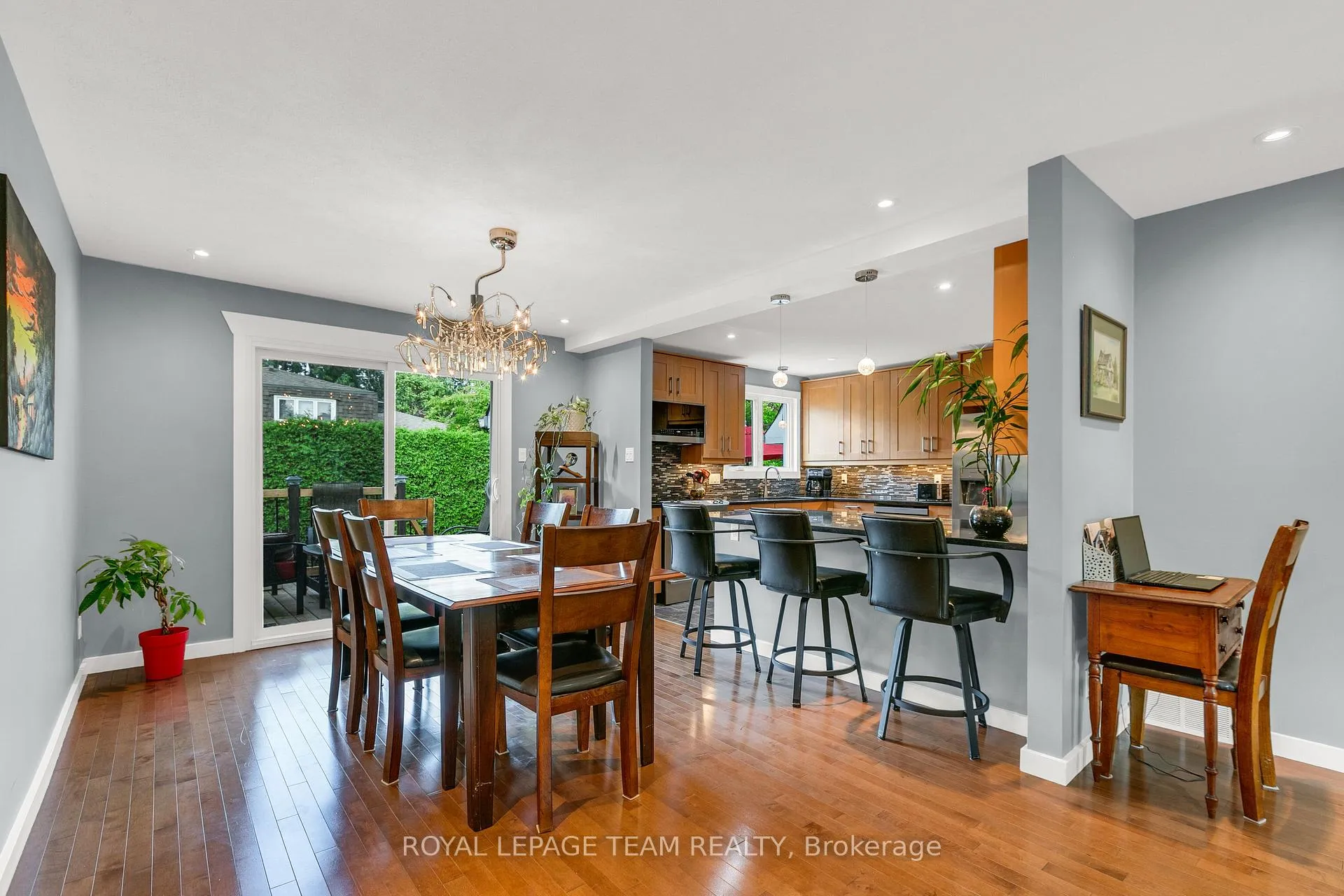 Photo 18 of 62 Northpark Drive, Ottawa, Blackburn Hamlet — HOMEH