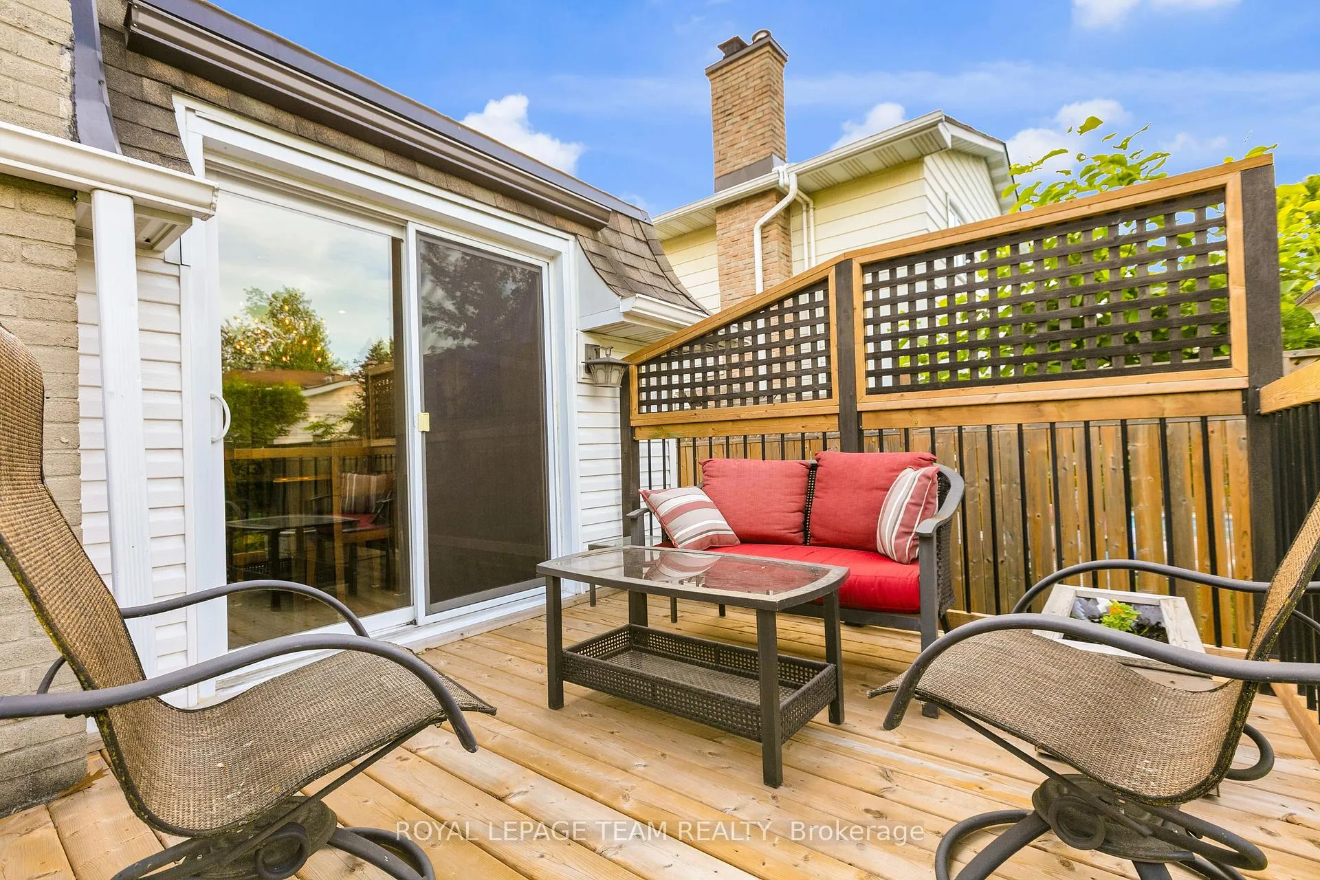 Photo 39 of 62 Northpark Drive, Ottawa, Blackburn Hamlet — HOMEH