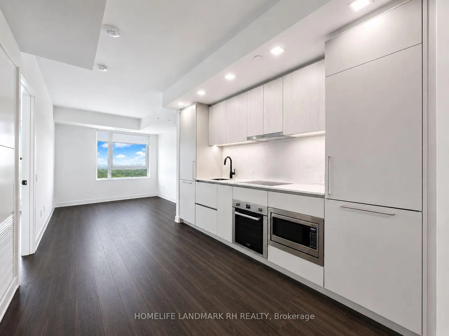 Photo 3 of Unit 2805, 609 Sherbourne Street, Toronto, North St. James Town — HOMEH