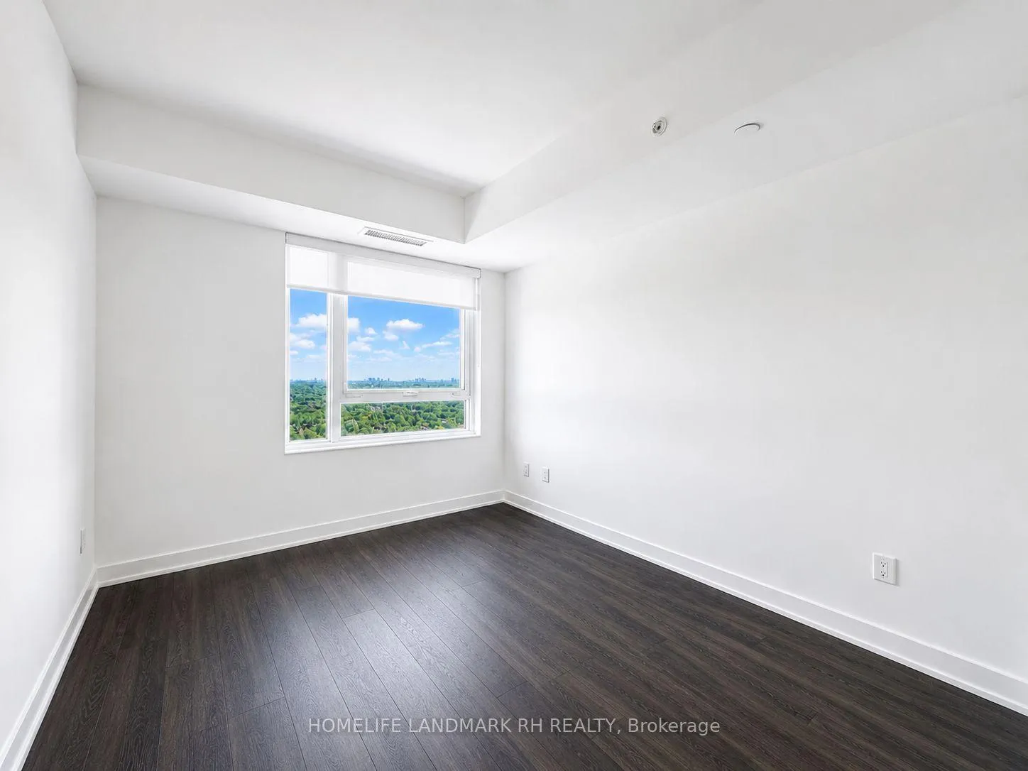 Photo 4 of Unit 2805, 609 Sherbourne Street, Toronto, North St. James Town — HOMEH