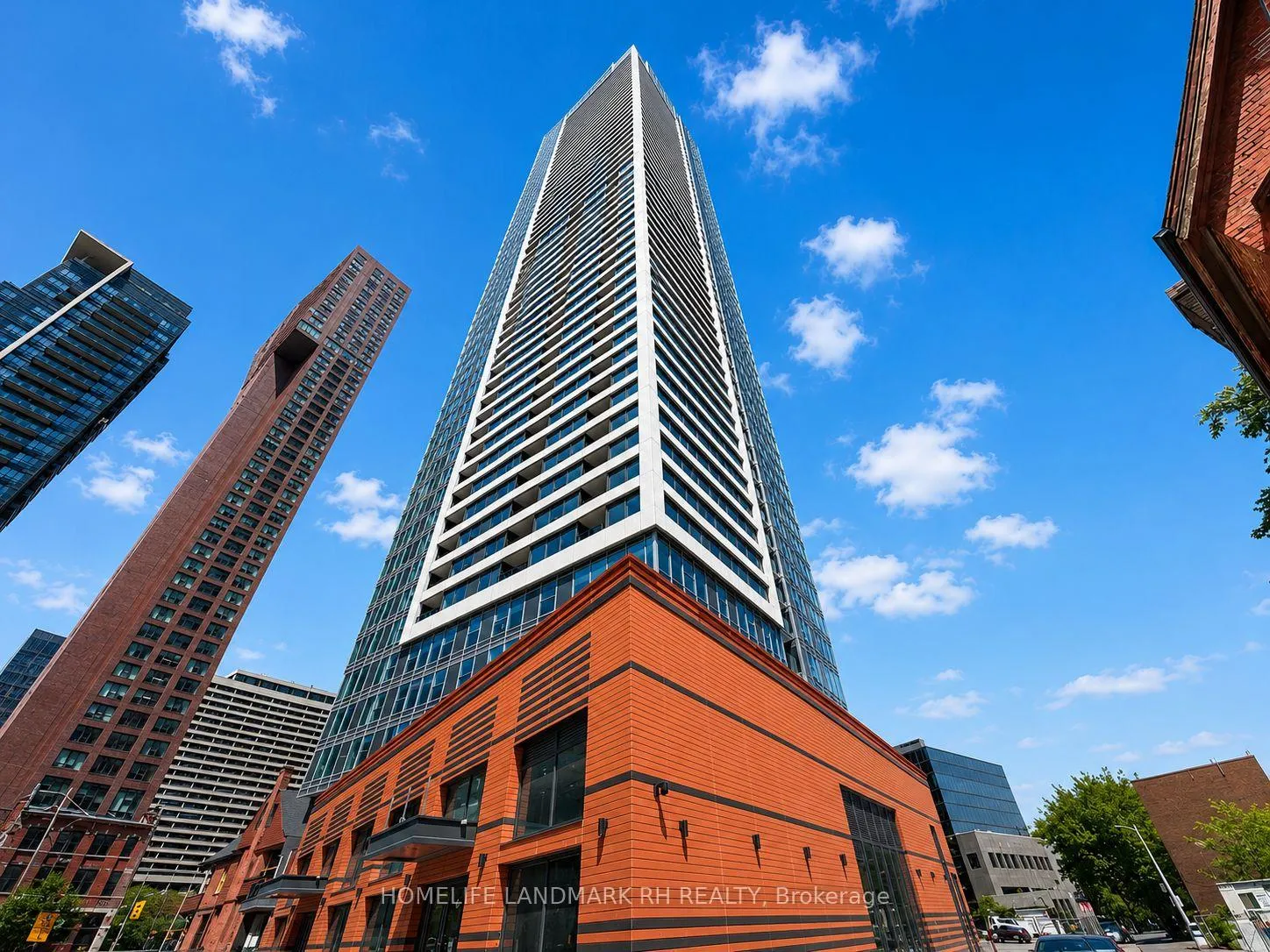 Photo 15 of Unit 2805, 609 Sherbourne Street, Toronto, North St. James Town — HOMEH