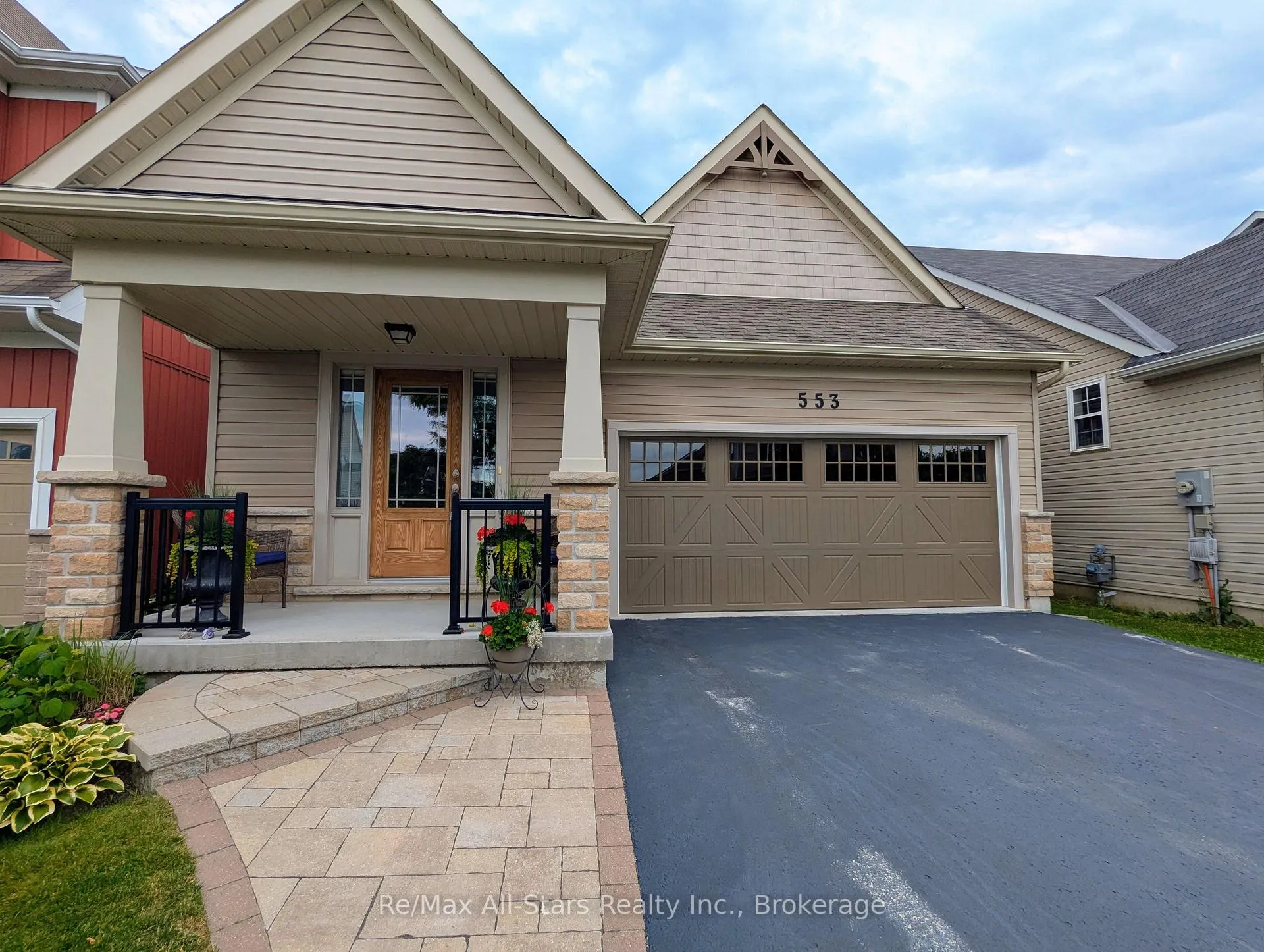 Front of 553 Grange Way