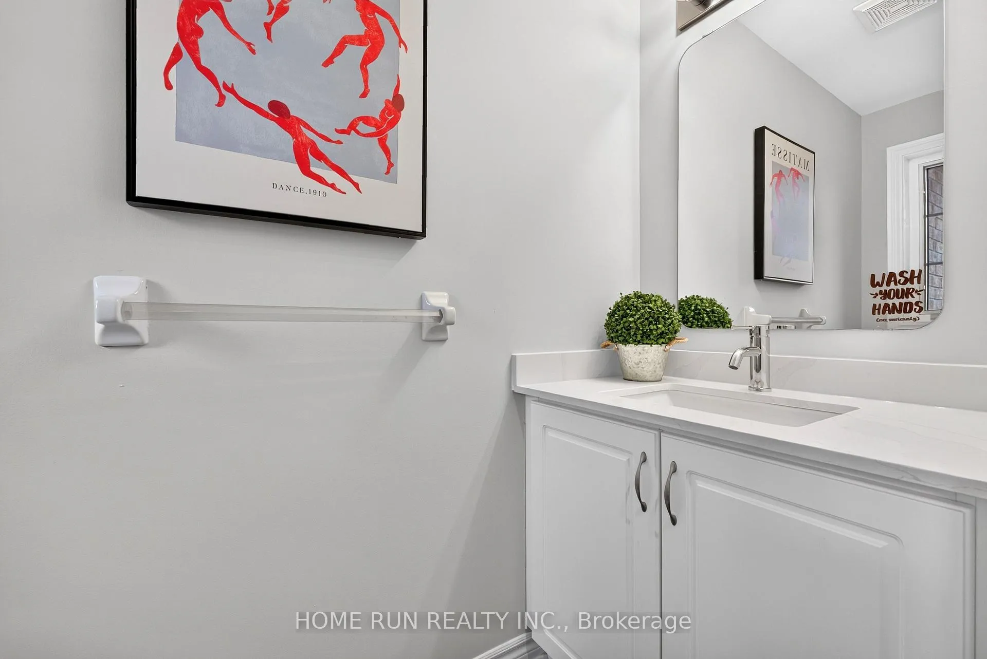 Photo 5 of 164 Gray Crescent, Ottawa, Kanata - Beaverbrook — HOMEH
