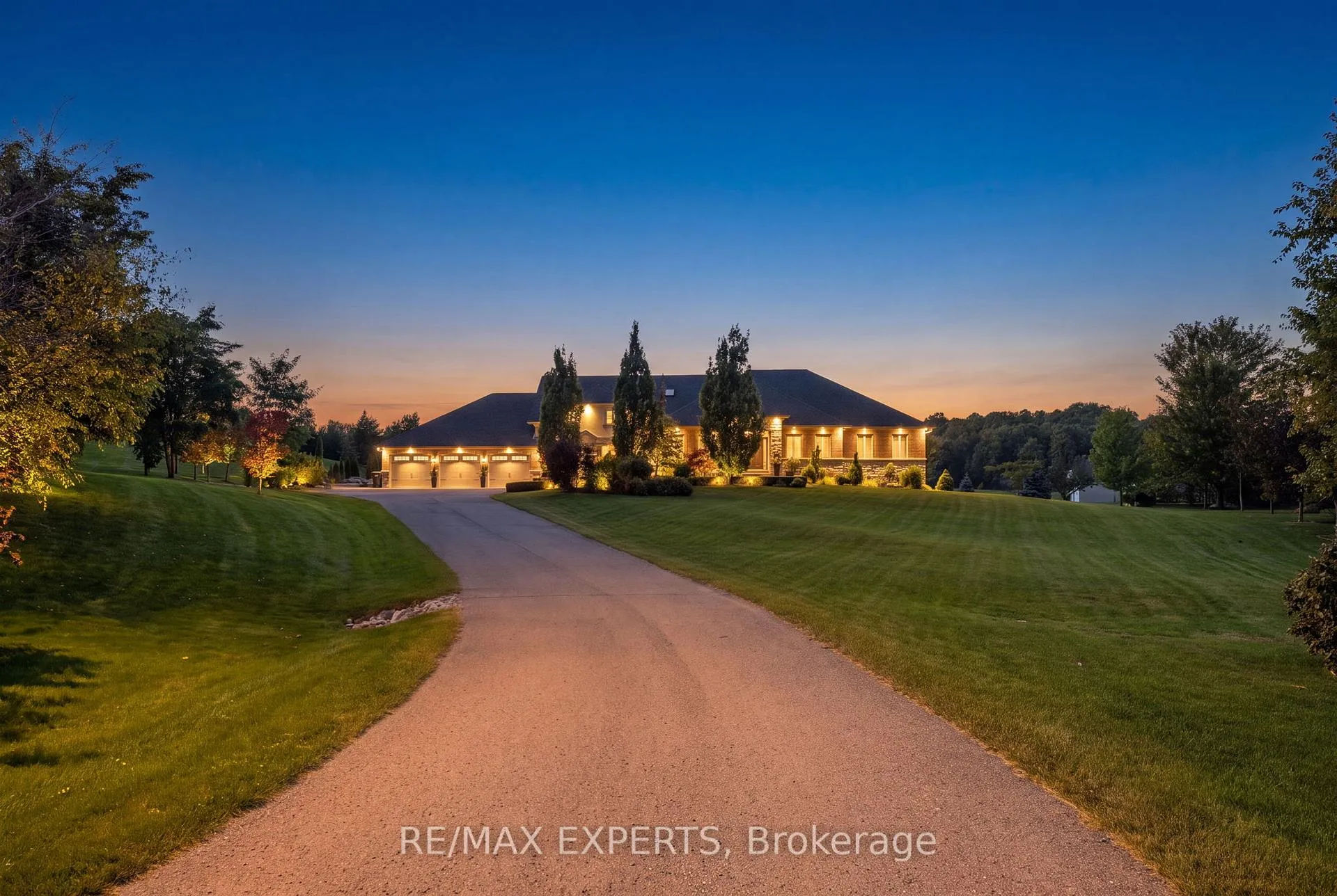 Photo of 4 Woodlot Court