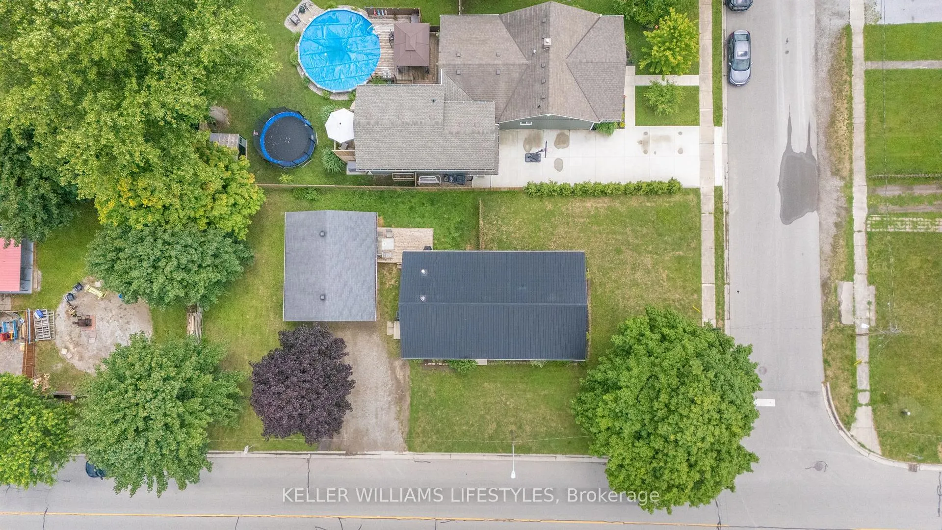 Photo 3 of 100 Lemuel Street, Chatham-Kent, Thamesville — HOMEH