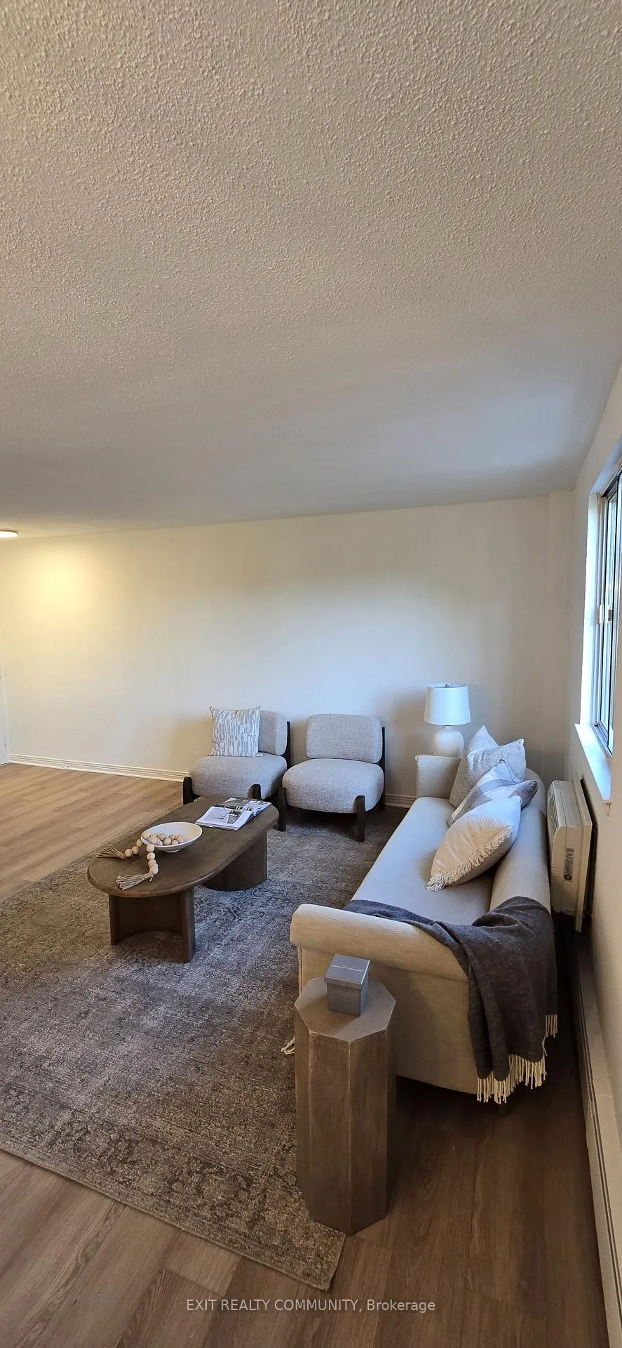 Photo 4 of Unit 303, 440 Central Avenue, London, East C — HOMEH