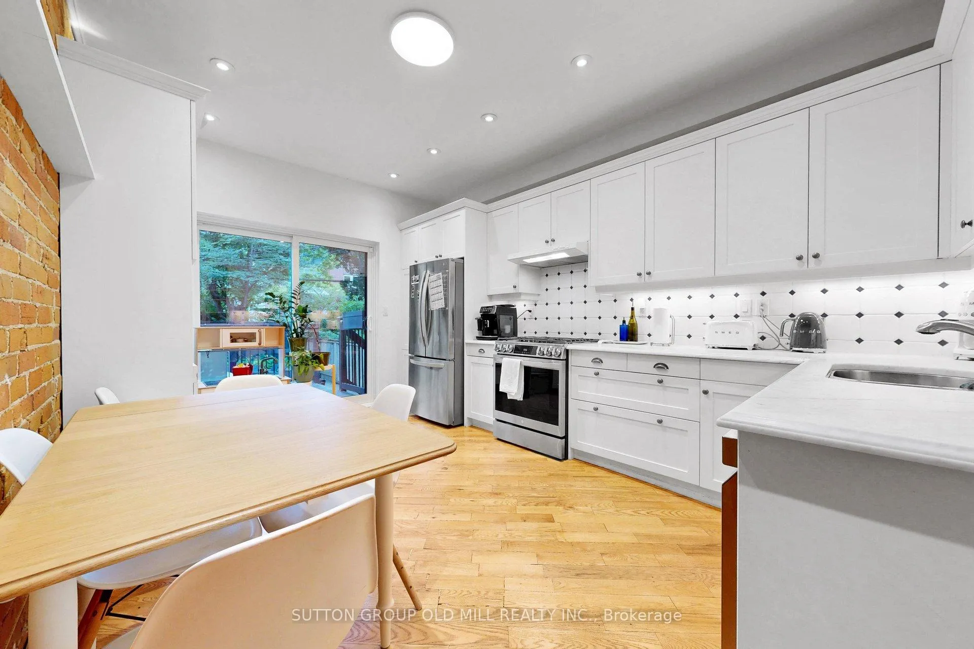 Photo 12 of 328 Ontario Street, Toronto, Moss Park — HOMEH