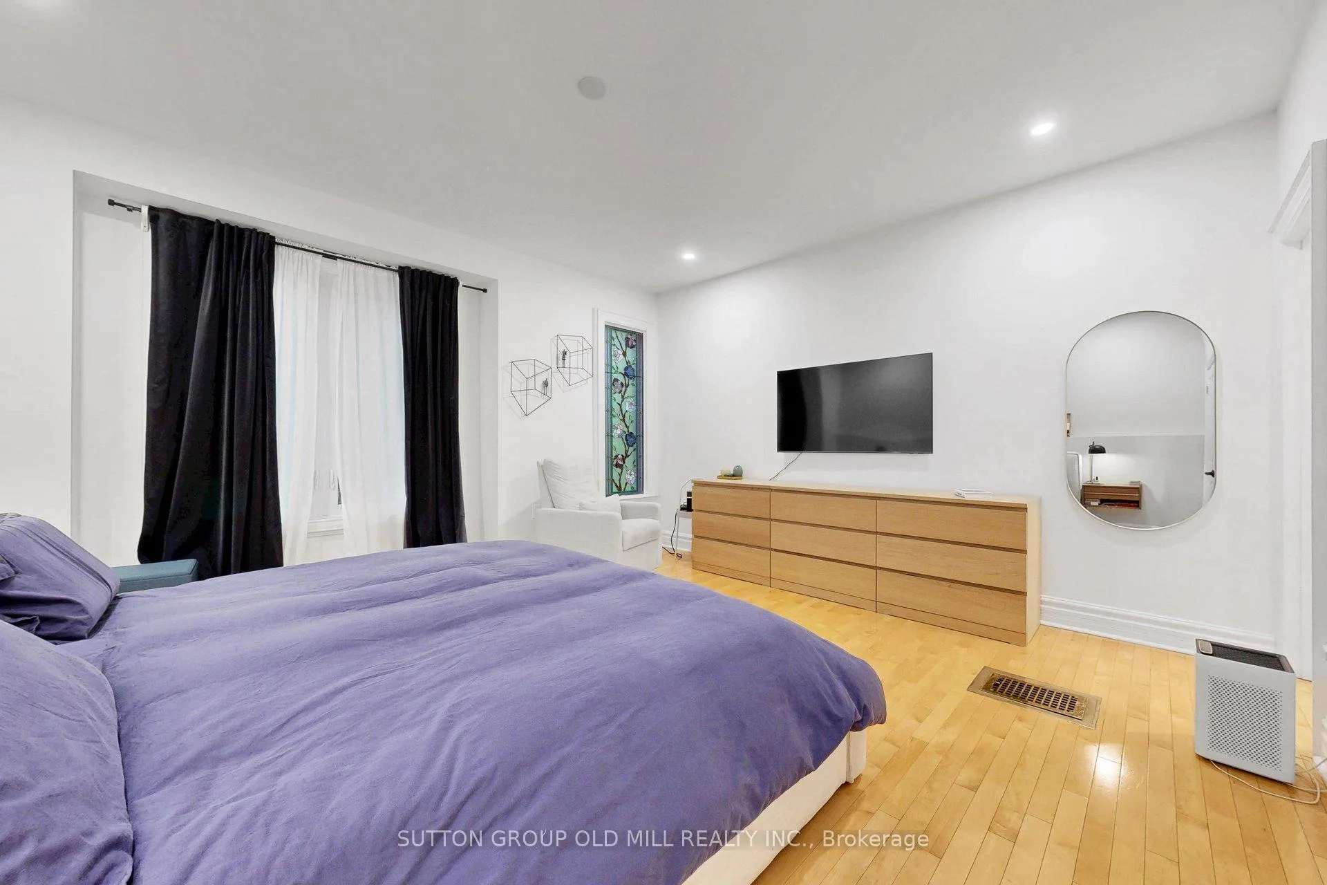 Photo 21 of 328 Ontario Street, Toronto, Moss Park — HOMEH