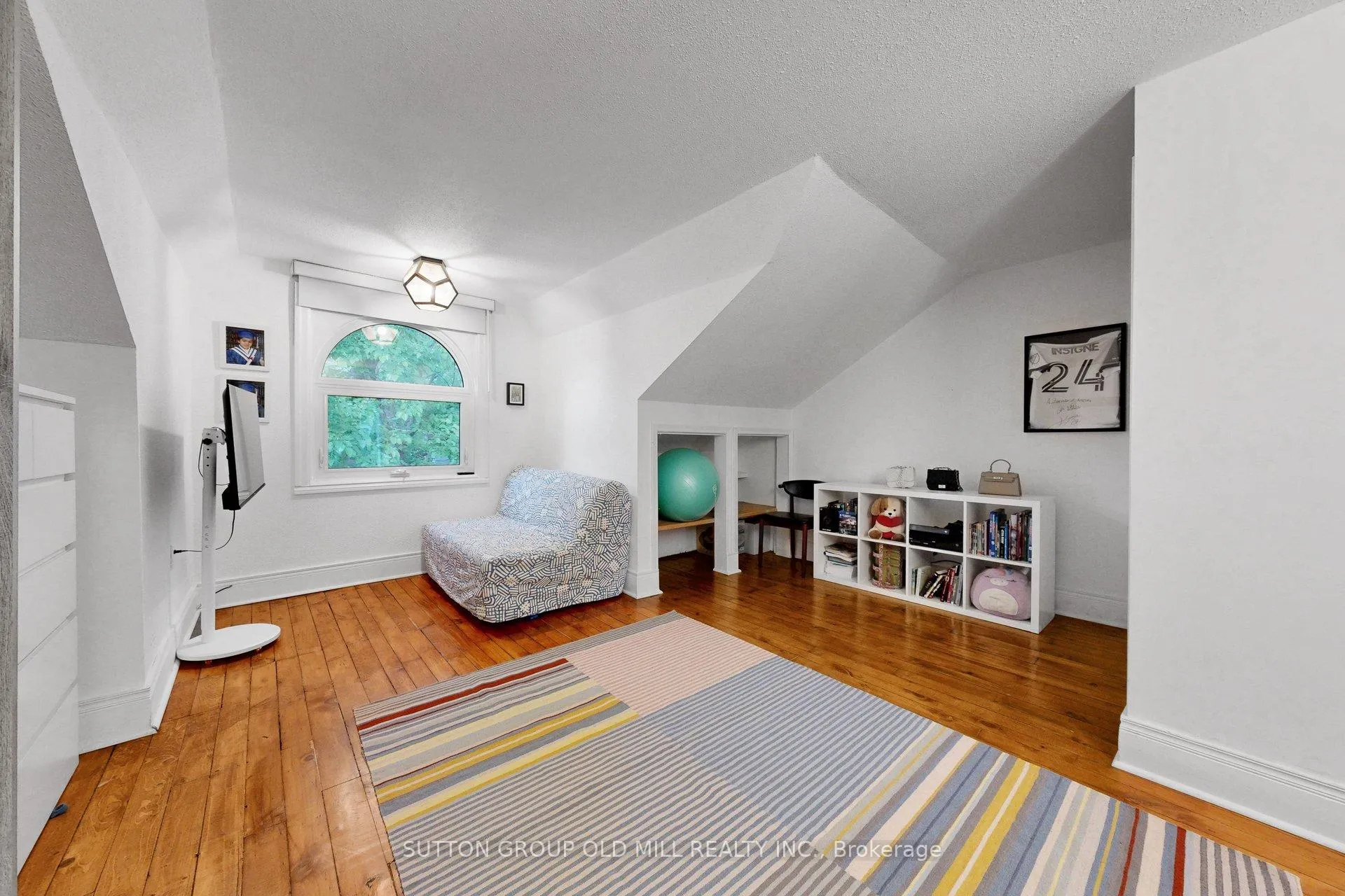 Photo 35 of 328 Ontario Street, Toronto, Moss Park — HOMEH