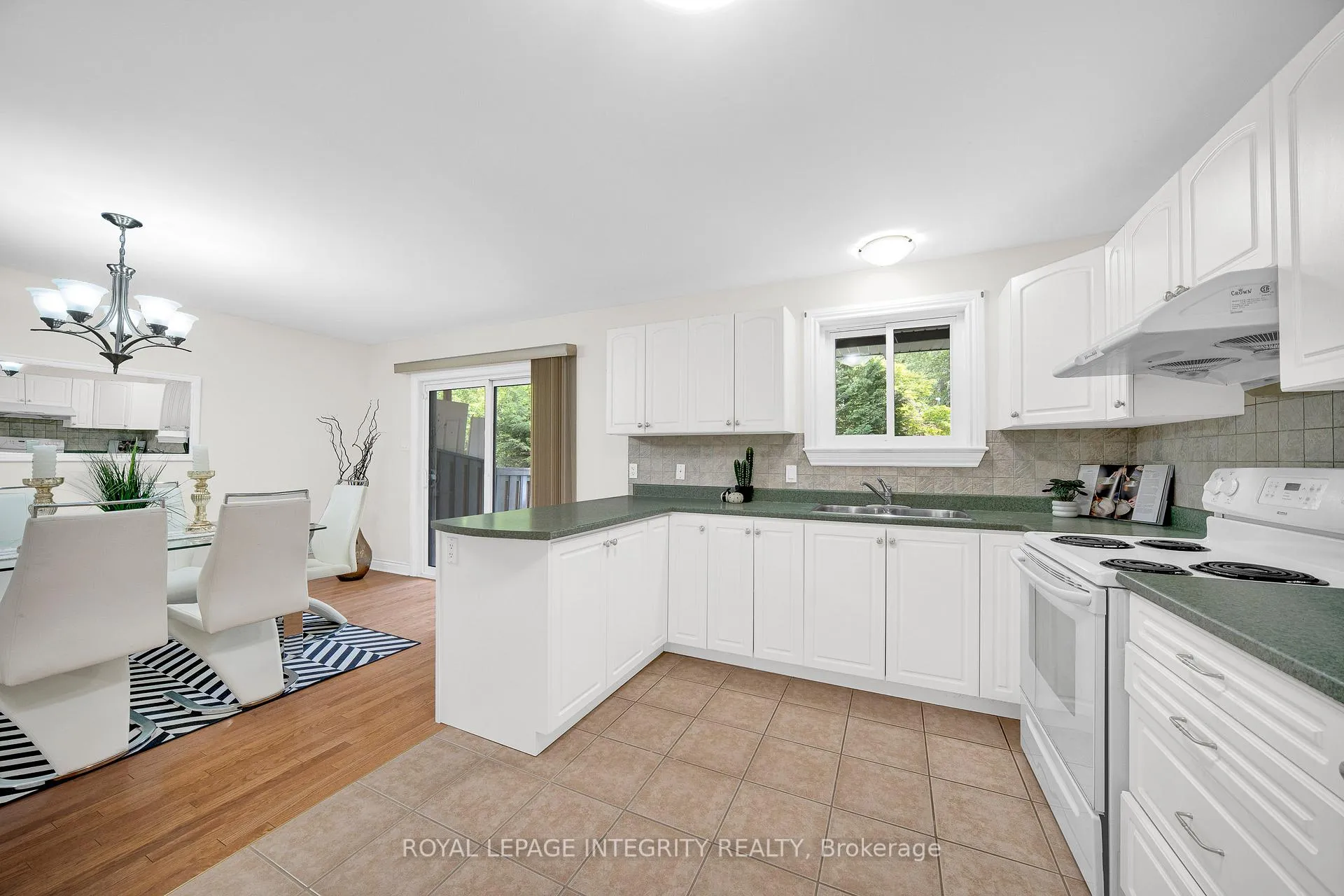 Photo 29 of 318 Somerset Street E, Ottawa, Sandy Hill — HOMEH