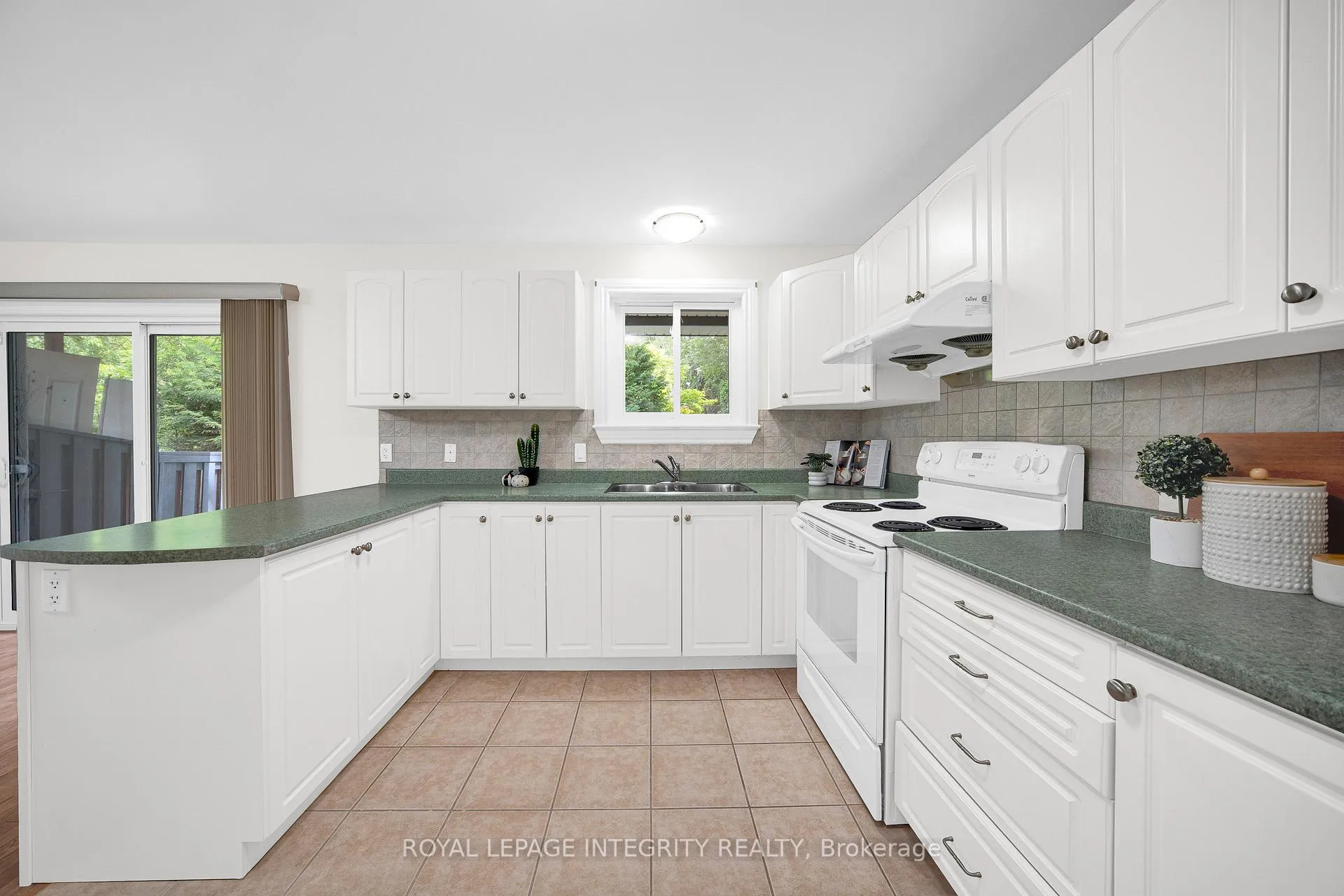 Photo 31 of 318 Somerset Street E, Ottawa, Sandy Hill — HOMEH