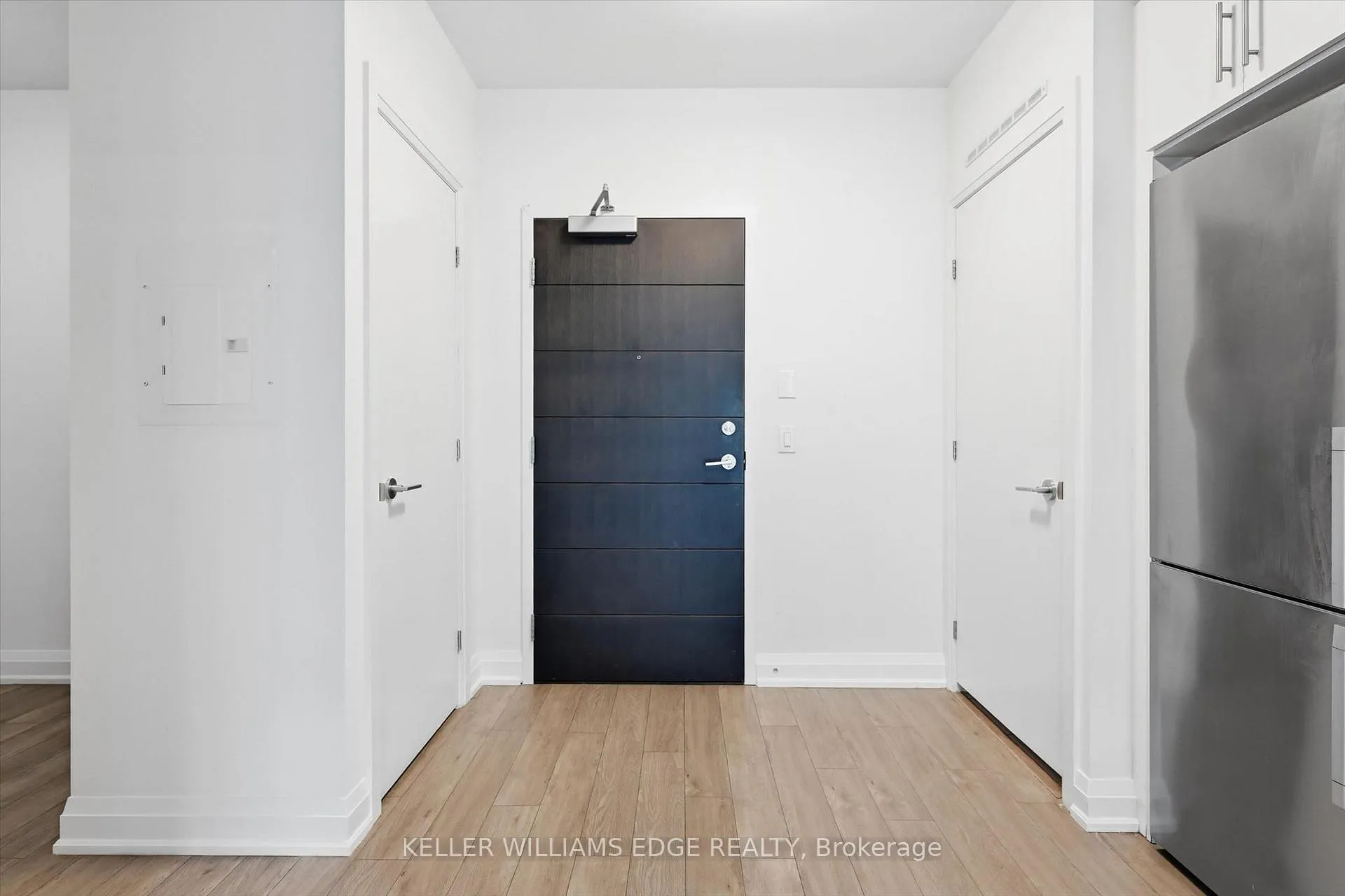 Photo 4 of Unit 418, 212 King Street E, Hamilton, Beasley — HOMEH