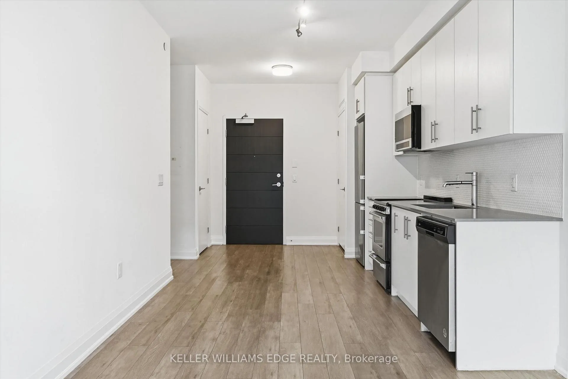 Photo 5 of Unit 418, 212 King Street E, Hamilton, Beasley — HOMEH