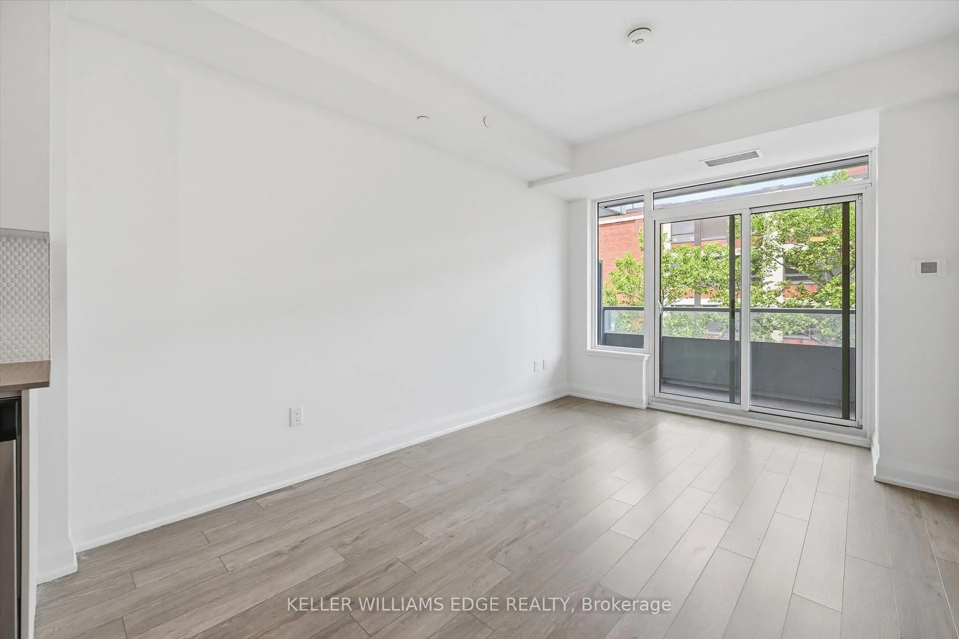 Photo 9 of Unit 418, 212 King Street E, Hamilton, Beasley — HOMEH
