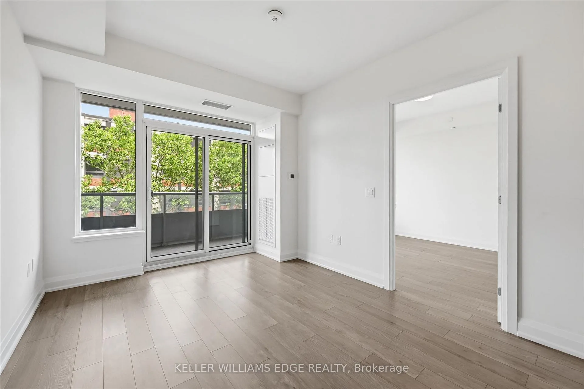 Photo 10 of Unit 418, 212 King Street E, Hamilton, Beasley — HOMEH