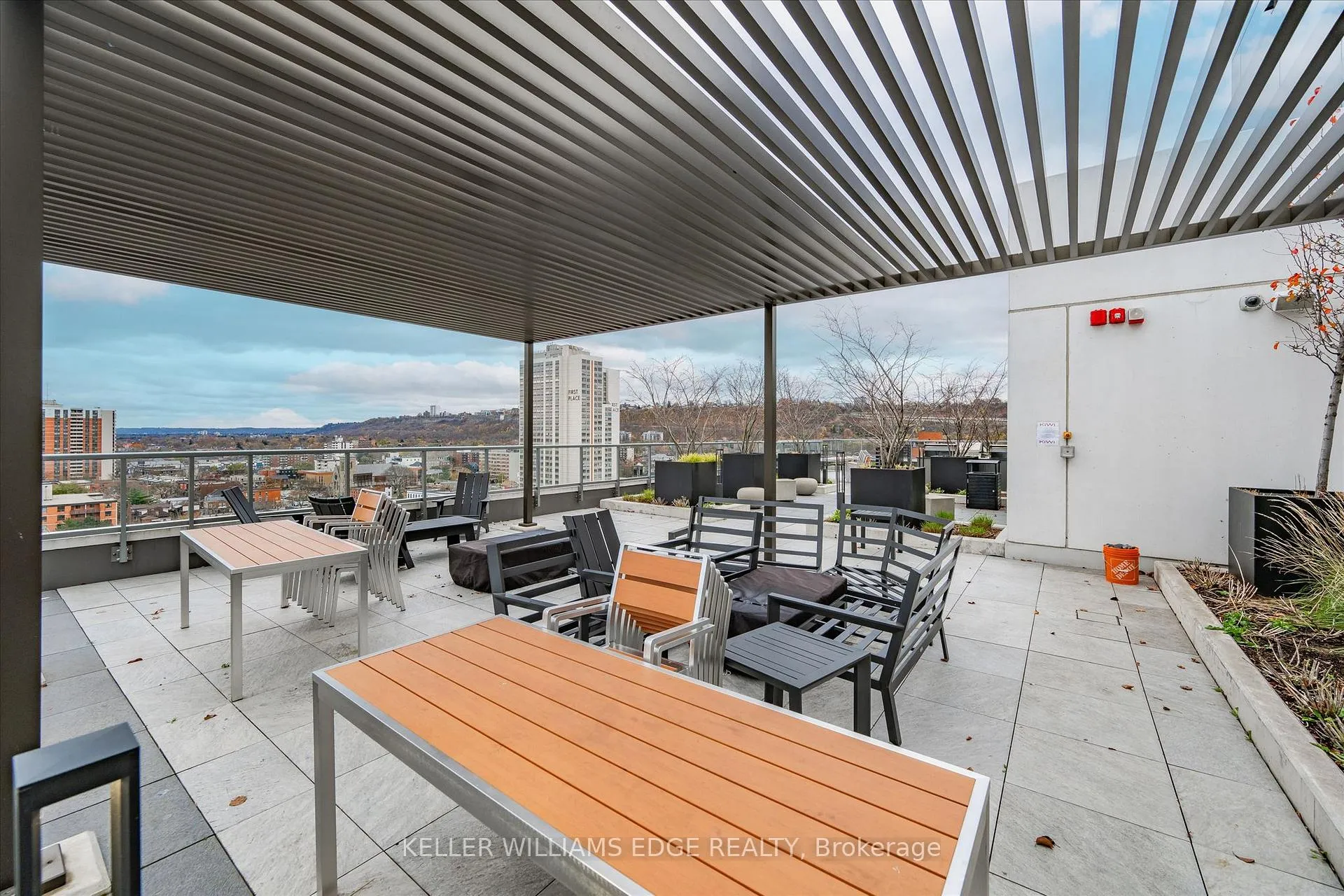 Photo 37 of Unit 418, 212 King Street E, Hamilton, Beasley — HOMEH