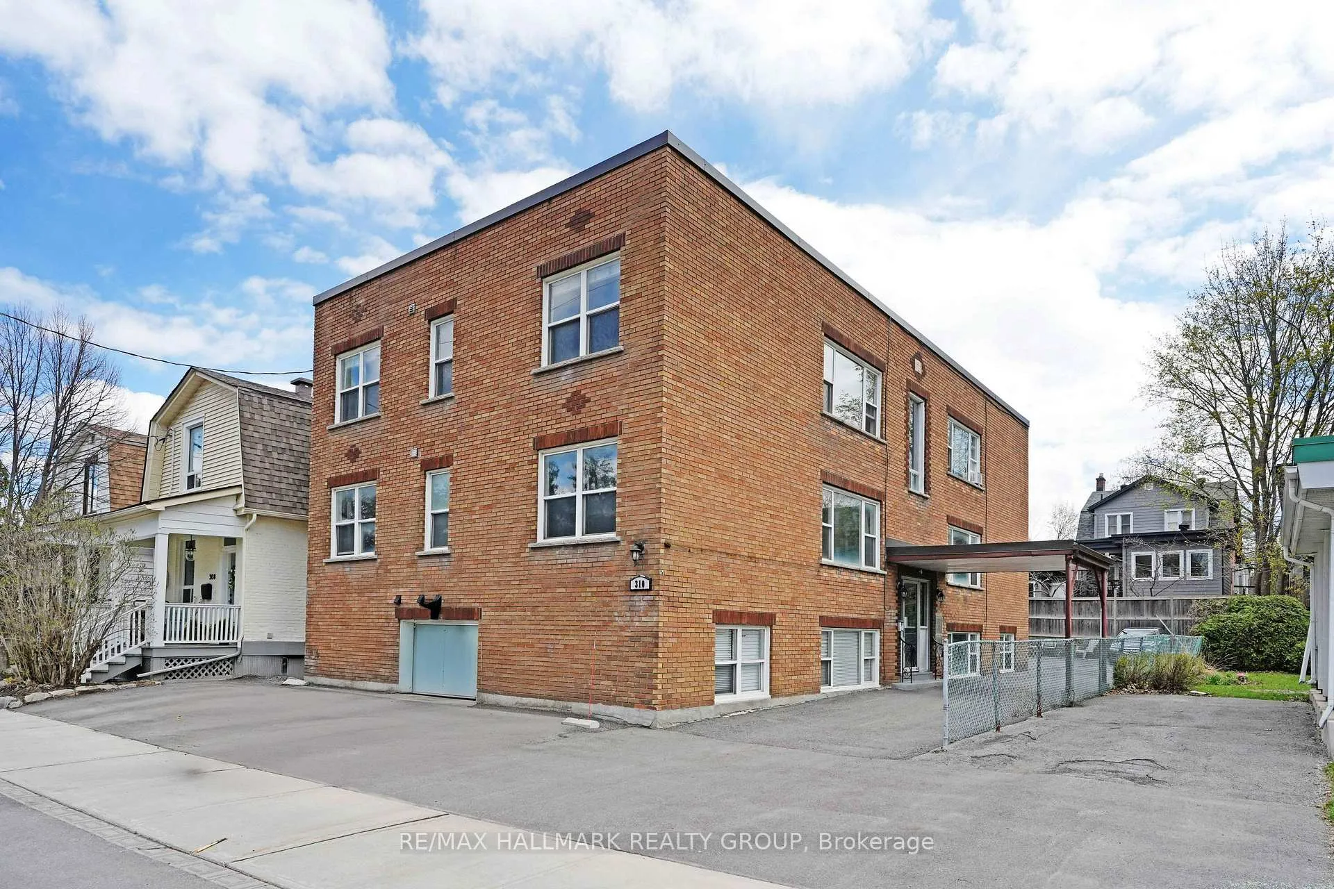 Photo 3 of Unit 3, 310 Byron Avenue, Ottawa, Westboro/Hampton Park — HOMEH