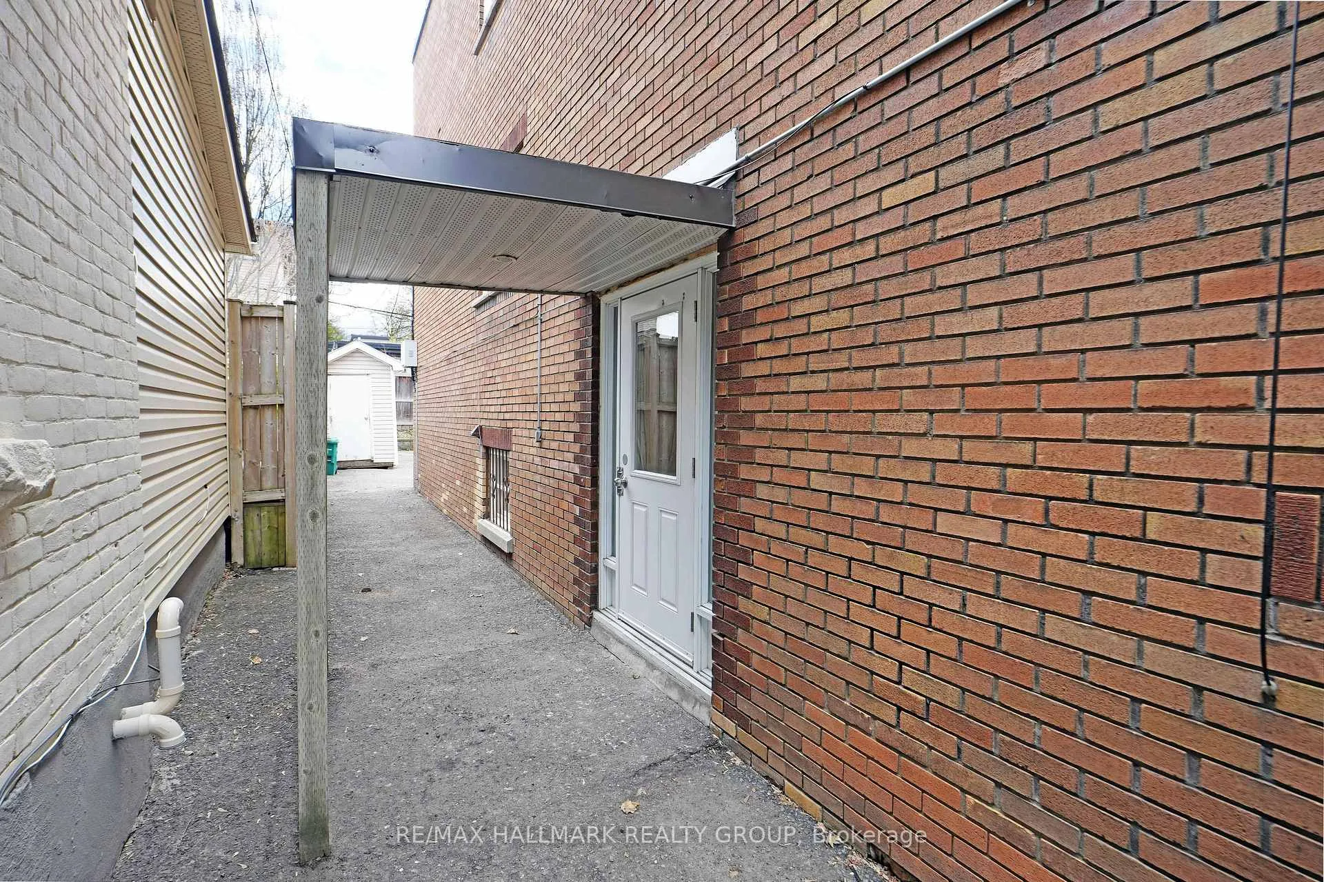 Photo 4 of Unit 3, 310 Byron Avenue, Ottawa, Westboro/Hampton Park — HOMEH