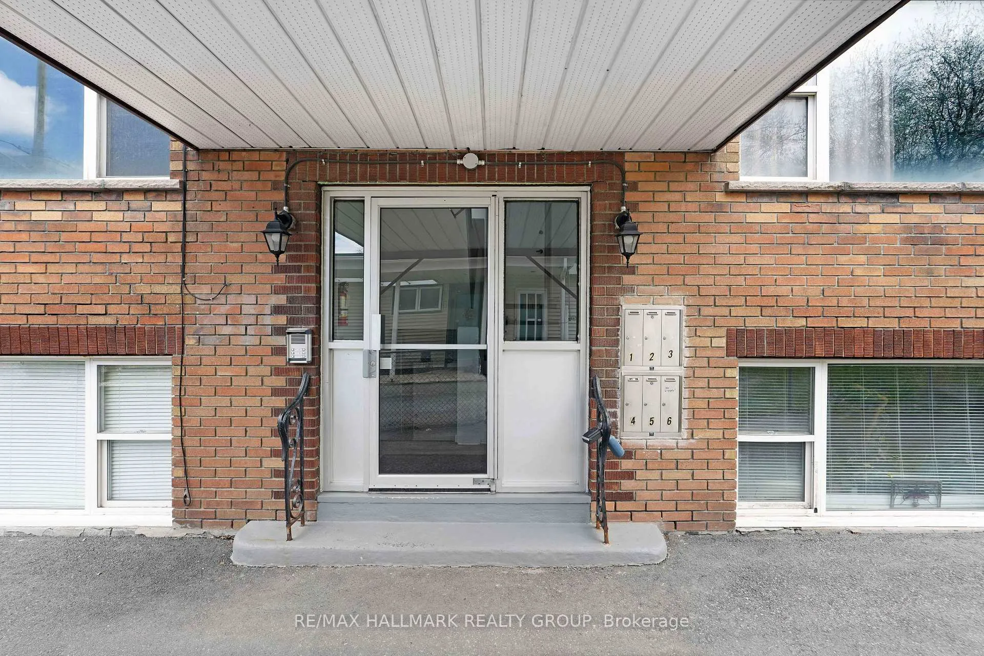 Photo 6 of Unit 3, 310 Byron Avenue, Ottawa, Westboro/Hampton Park — HOMEH