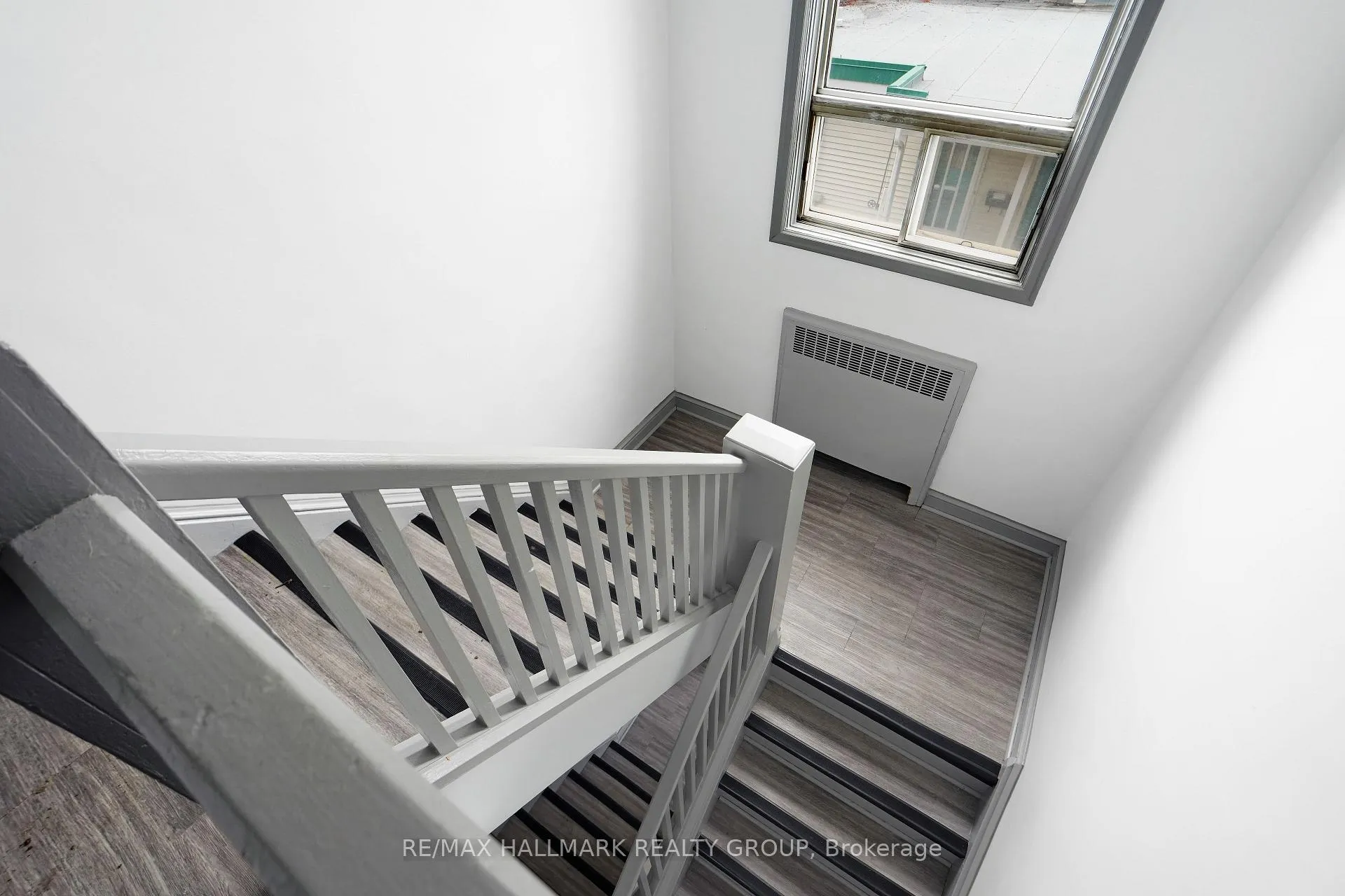 Photo 8 of Unit 3, 310 Byron Avenue, Ottawa, Westboro/Hampton Park — HOMEH