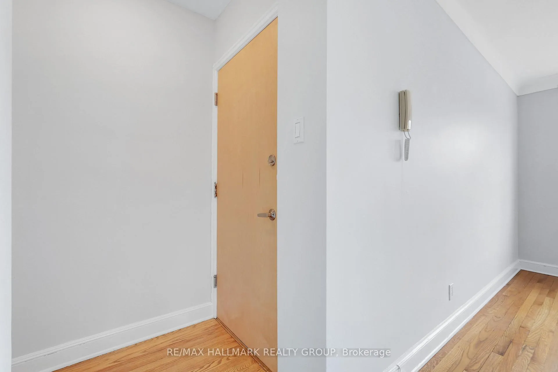 Photo 12 of Unit 3, 310 Byron Avenue, Ottawa, Westboro/Hampton Park — HOMEH