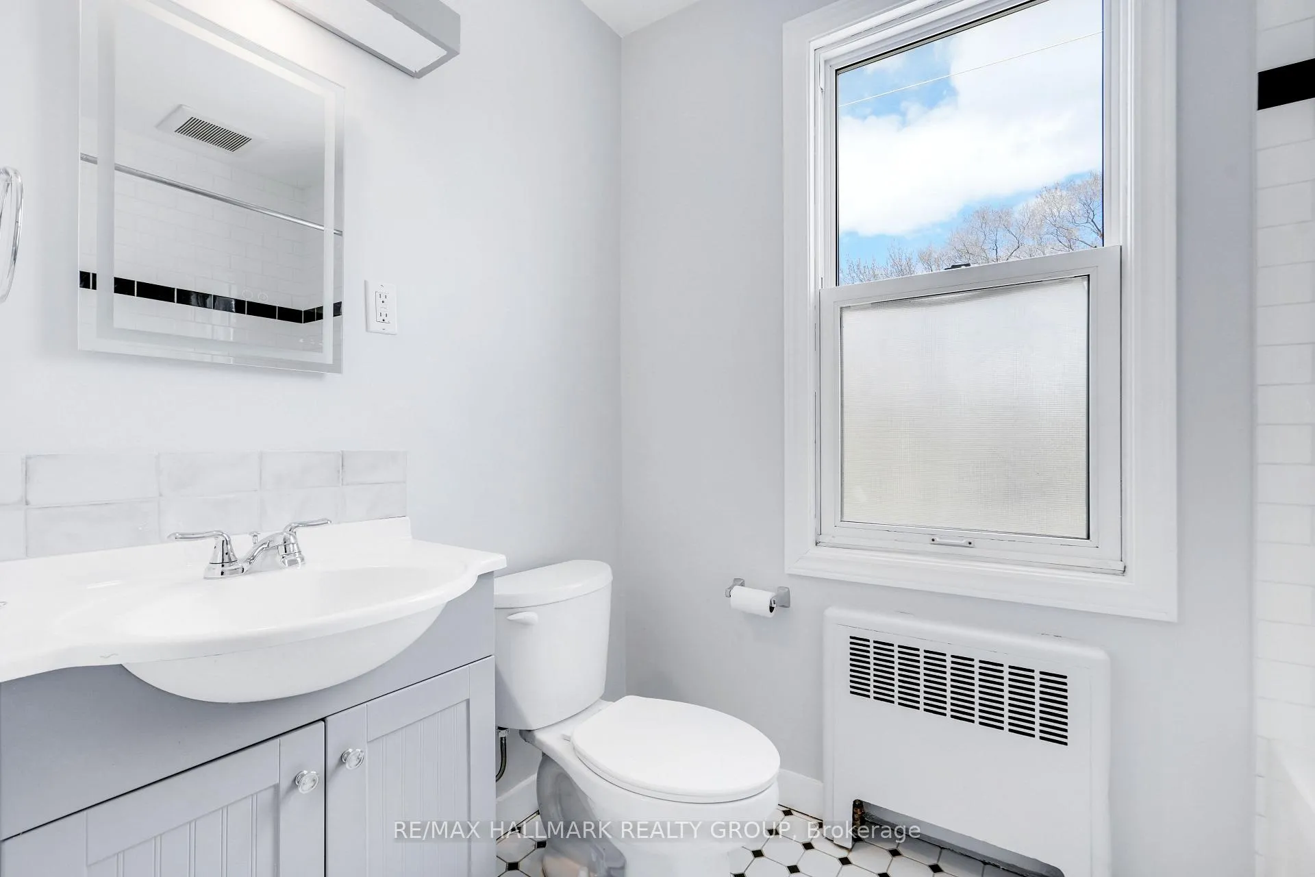 Photo 19 of Unit 3, 310 Byron Avenue, Ottawa, Westboro/Hampton Park — HOMEH