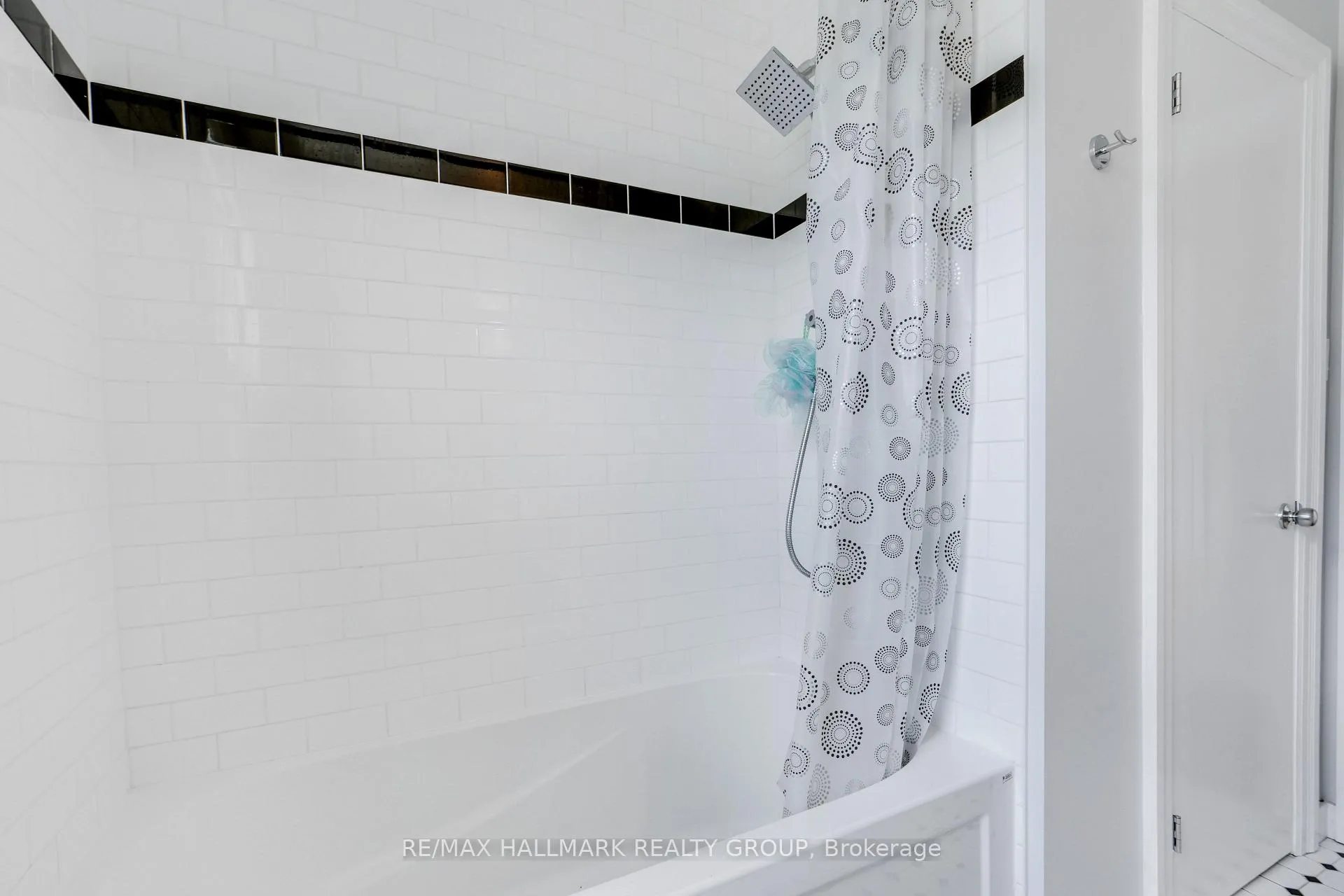 Photo 20 of Unit 3, 310 Byron Avenue, Ottawa, Westboro/Hampton Park — HOMEH