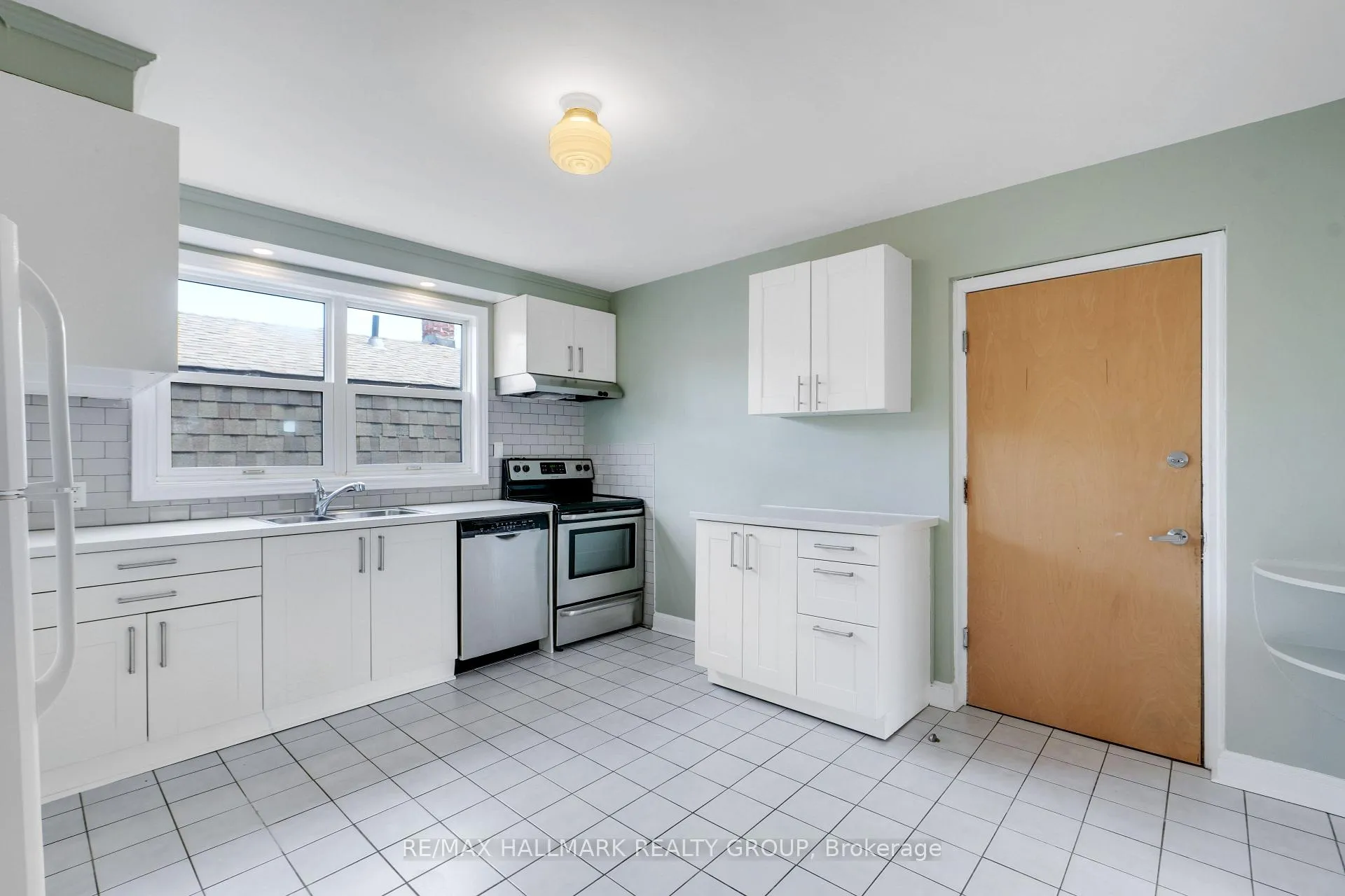 Photo 21 of Unit 3, 310 Byron Avenue, Ottawa, Westboro/Hampton Park — HOMEH