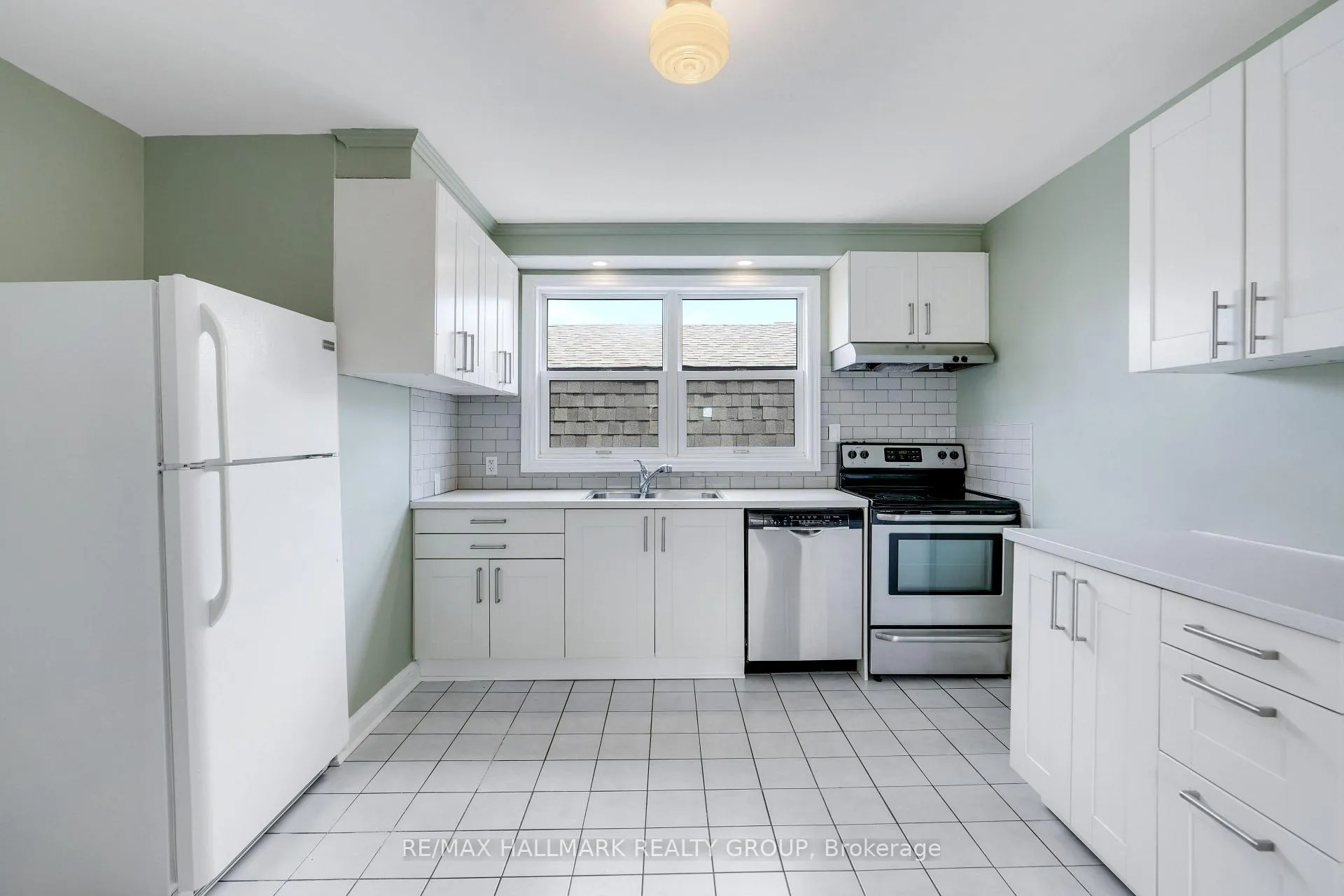 Photo 23 of Unit 3, 310 Byron Avenue, Ottawa, Westboro/Hampton Park — HOMEH