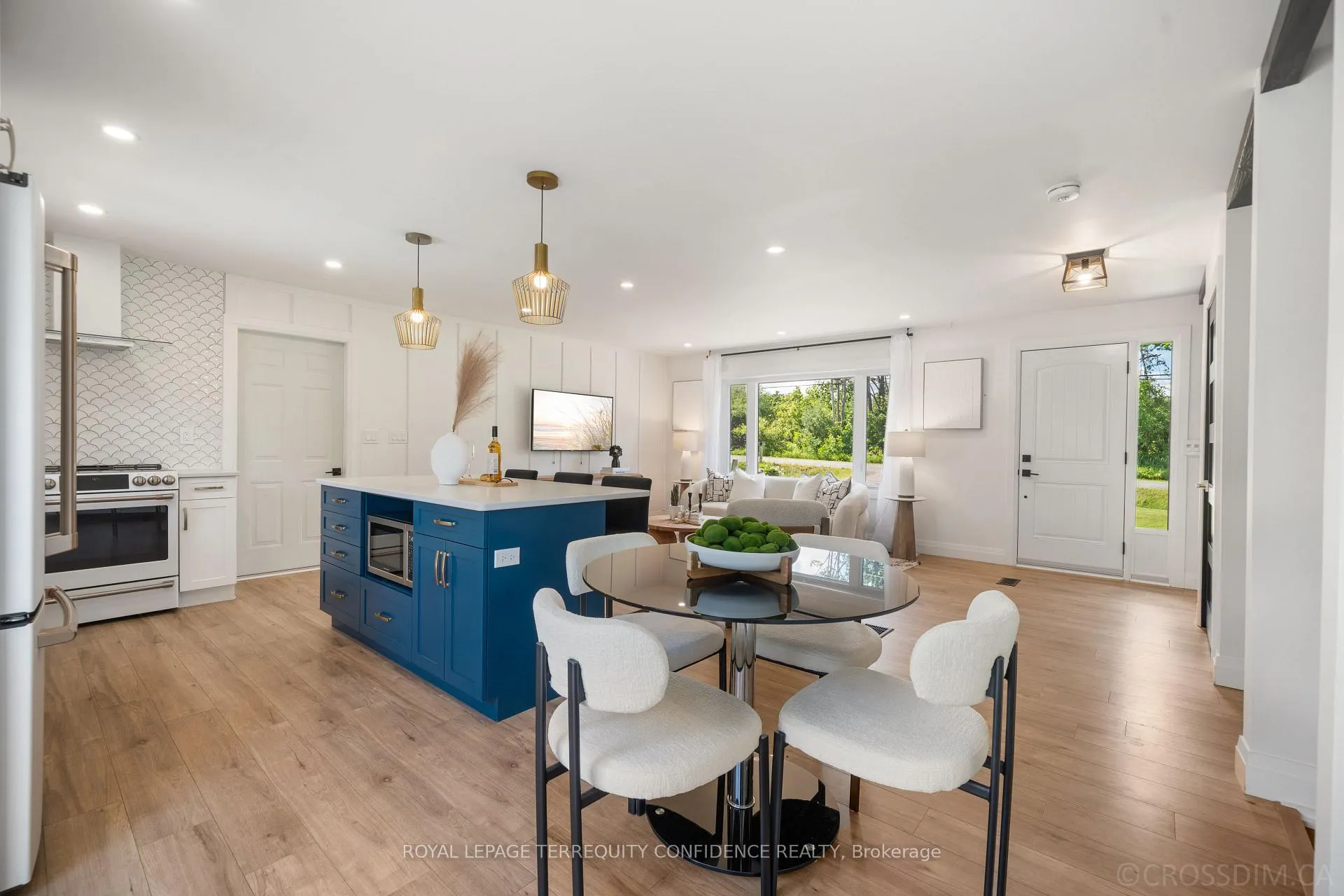 Photo 11 of 1427 Stewart Line, Cavan Monaghan, Cavan Twp — HOMEH