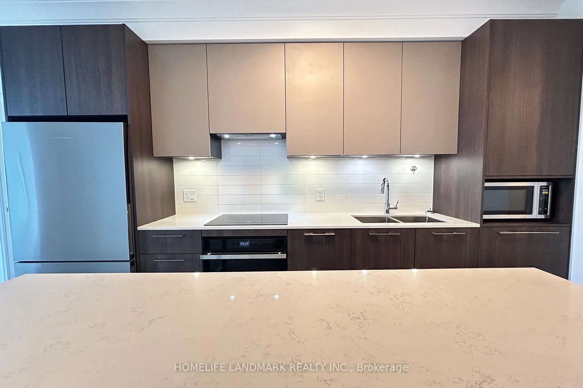 Photo 9 of Unit 2803, 8 Water Walk Drive, Markham, Unionville — HOMEH