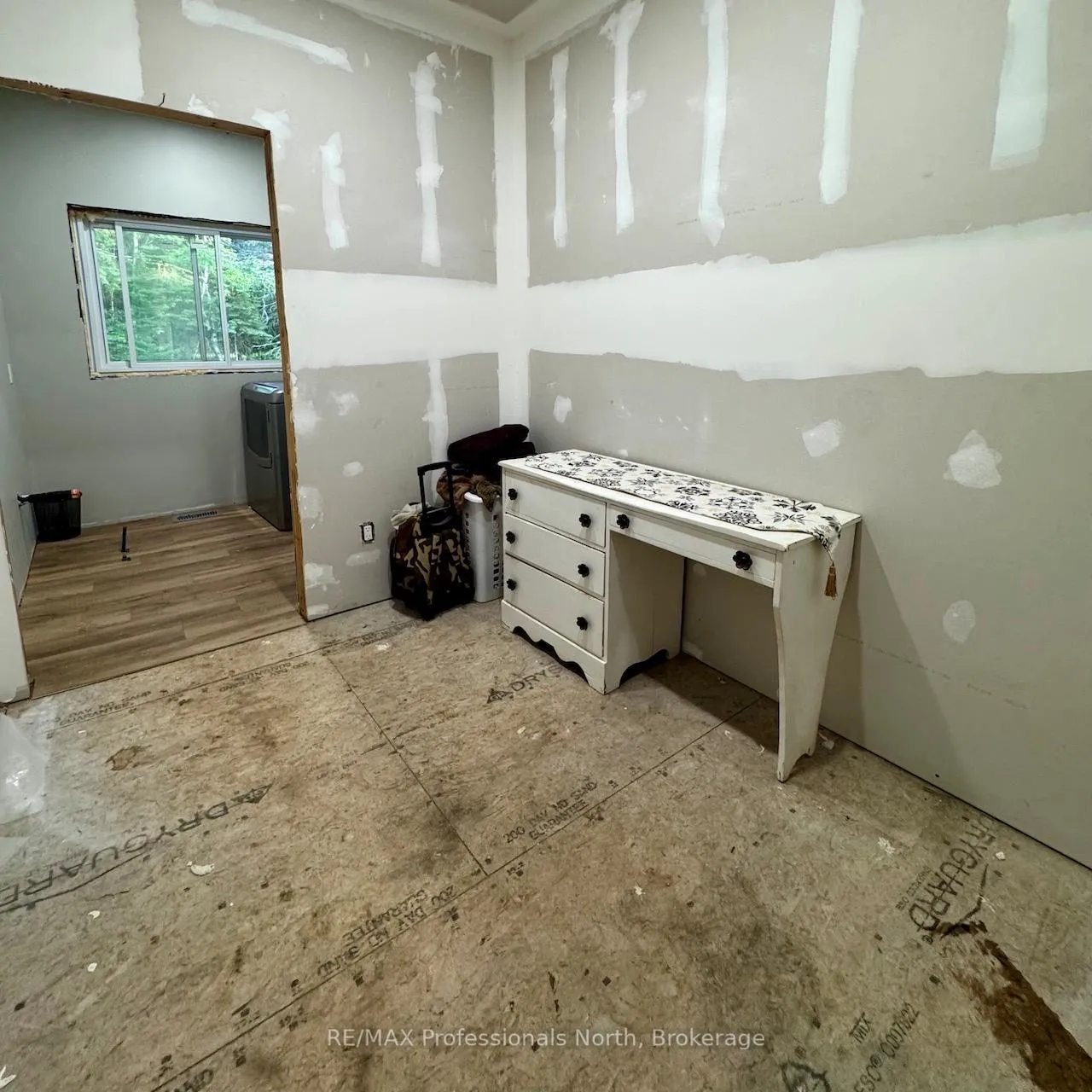 Photo 19 of 1538 Barry Line Road, Algonquin Highlands, Stanhope — HOMEH