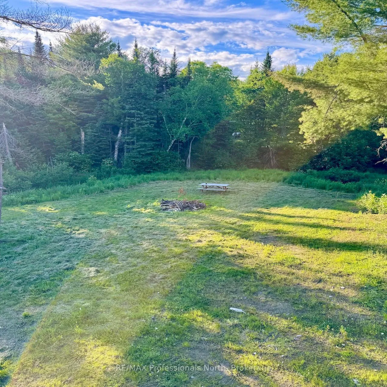 Photo 26 of 1538 Barry Line Road, Algonquin Highlands, Stanhope — HOMEH