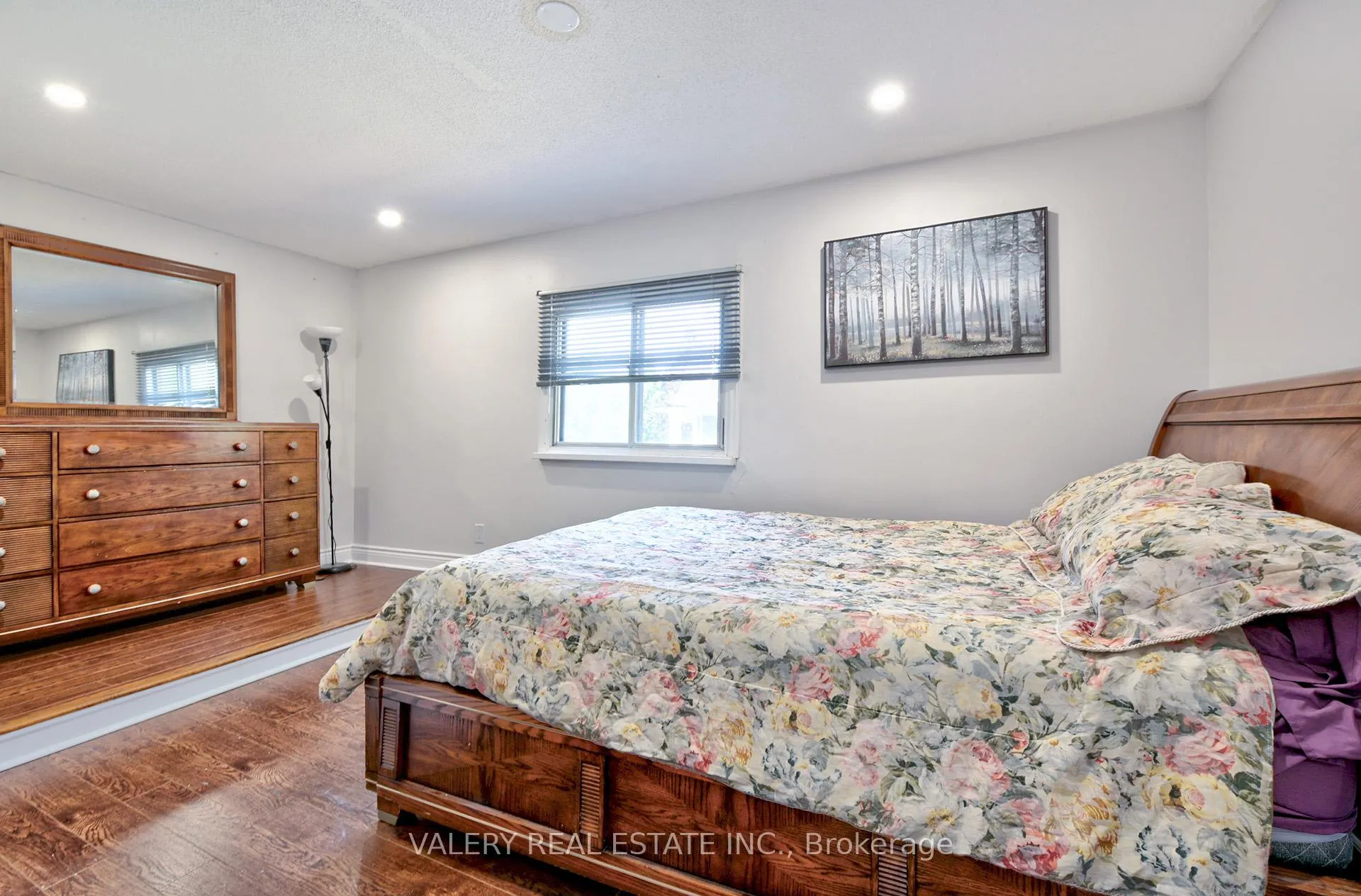 Photo 6 of 2314 Belyea Street, Oakville, Bronte — HOMEH
