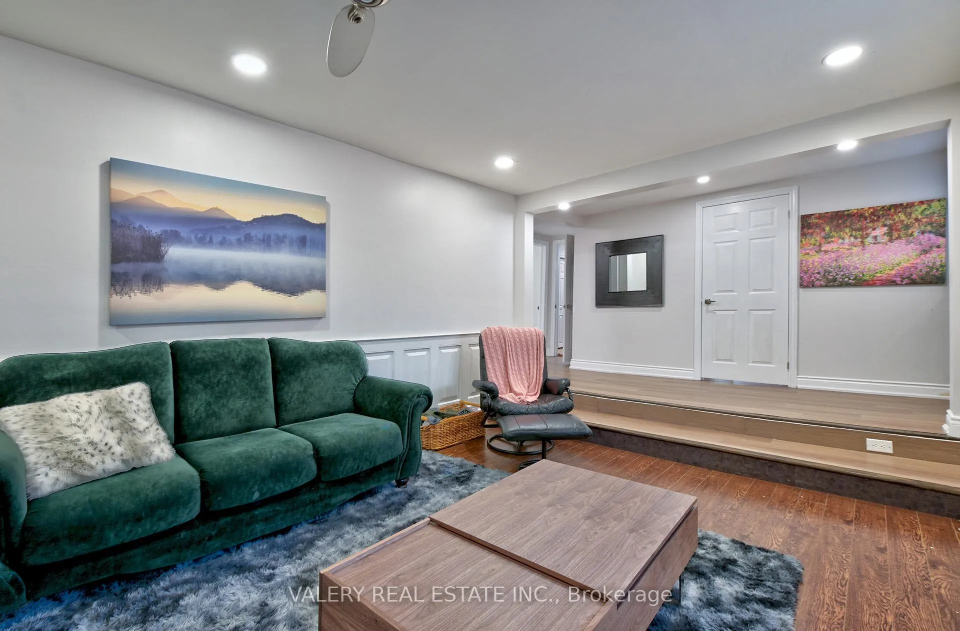Photo 13 of 2314 Belyea Street, Oakville, Bronte — HOMEH