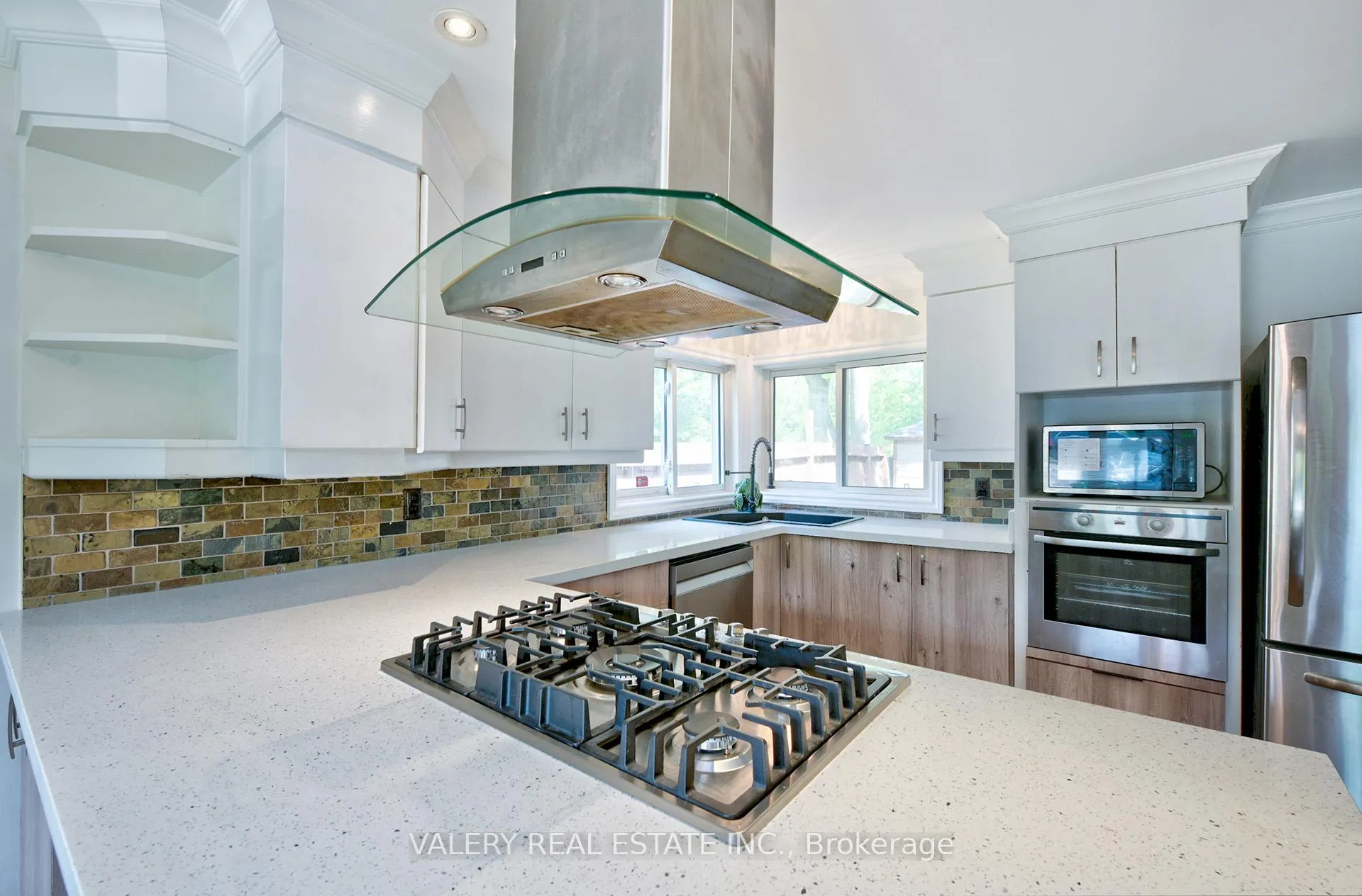Photo 17 of 2314 Belyea Street, Oakville, Bronte — HOMEH