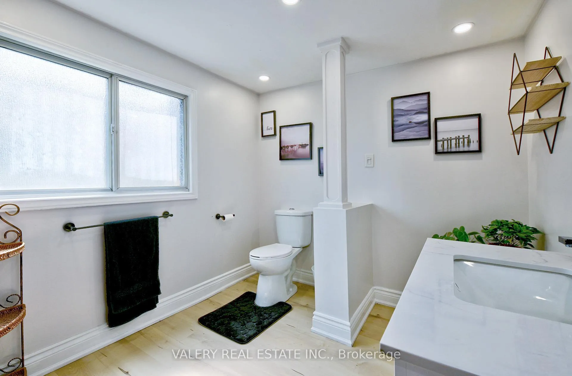Photo 19 of 2314 Belyea Street, Oakville, Bronte — HOMEH