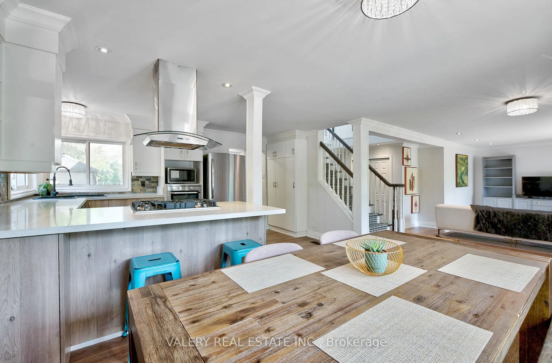 Photo 21 of 2314 Belyea Street, Oakville, Bronte — HOMEH