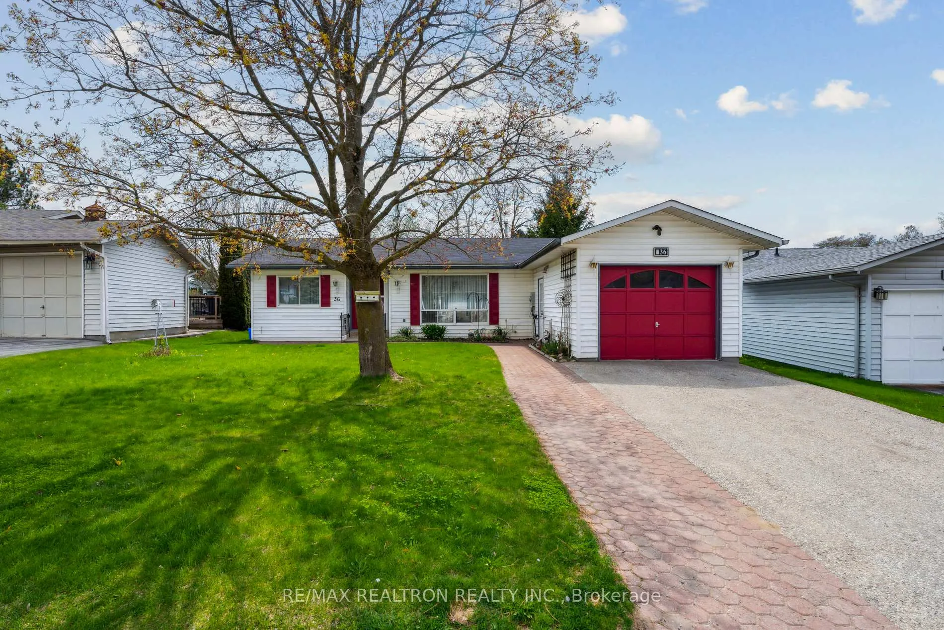 Photo 1 of 36 Tecumseth Pines Drive, New Tecumseth, Rural New Tecumseth — HOMEH