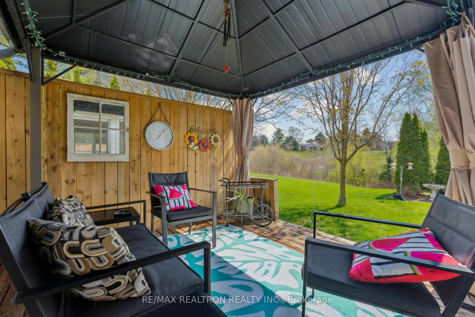 Photo 3 of 36 Tecumseth Pines Drive, New Tecumseth, Rural New Tecumseth — HOMEH