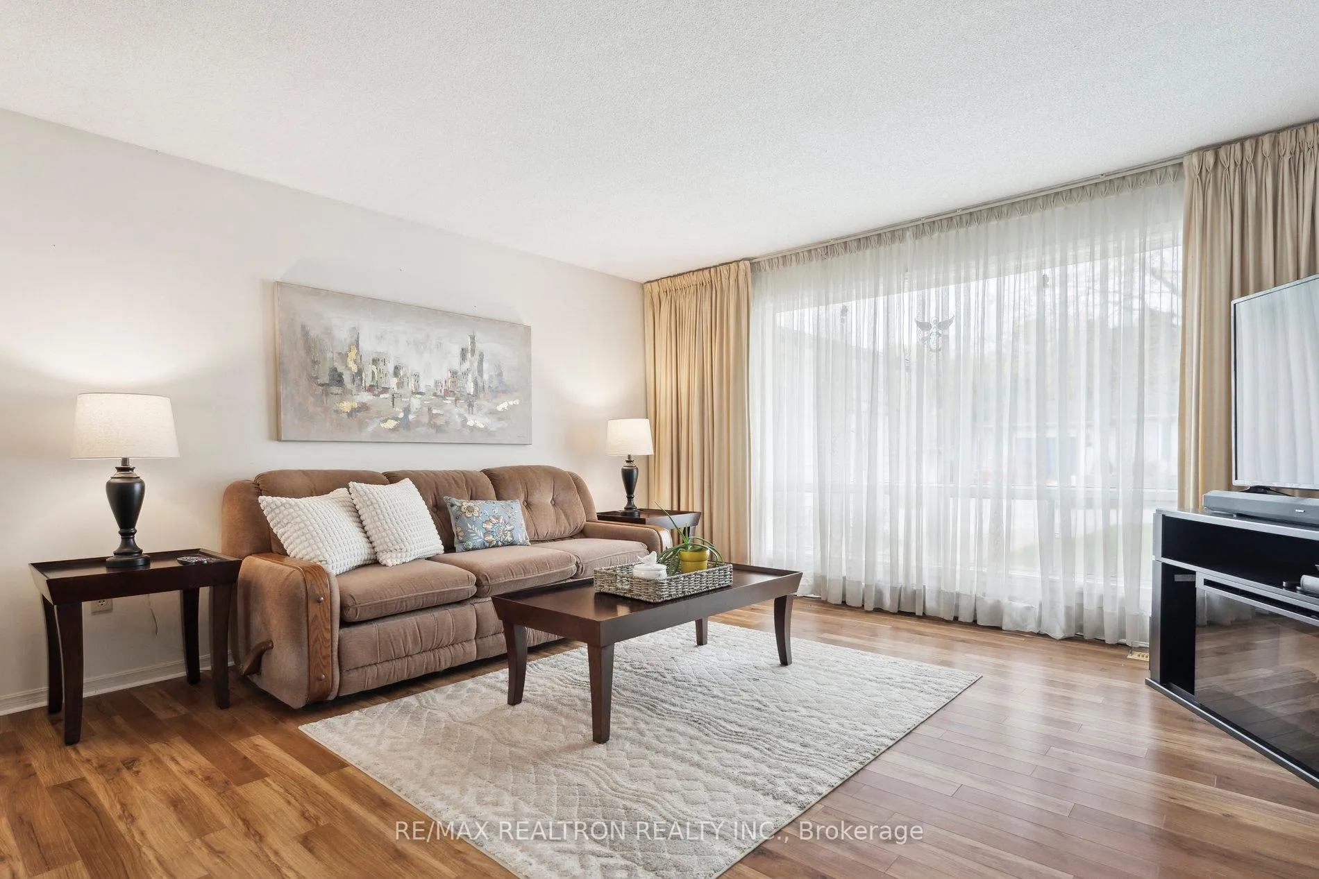 Photo 8 of 36 Tecumseth Pines Drive, New Tecumseth, Rural New Tecumseth — HOMEH