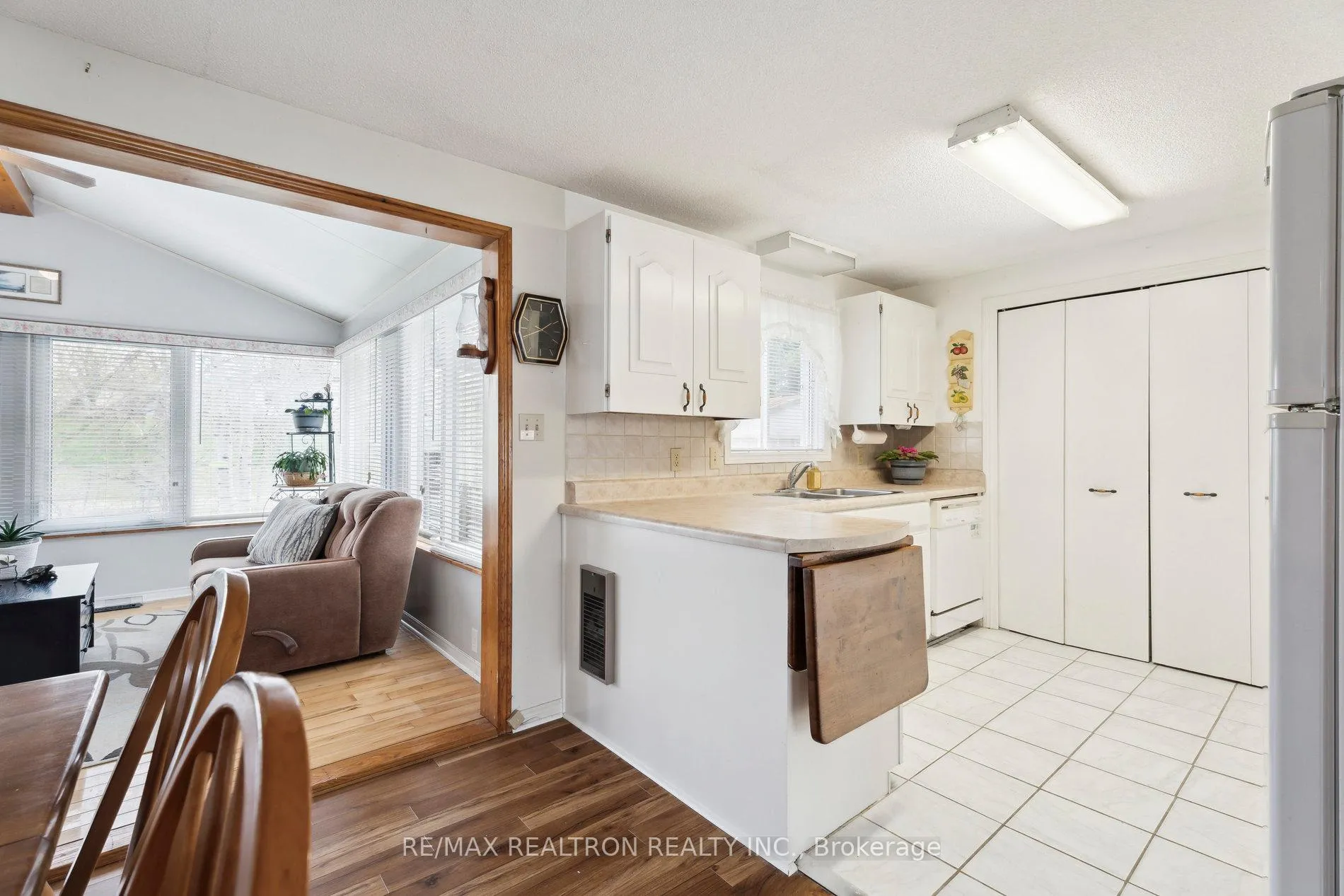 Photo 13 of 36 Tecumseth Pines Drive, New Tecumseth, Rural New Tecumseth — HOMEH