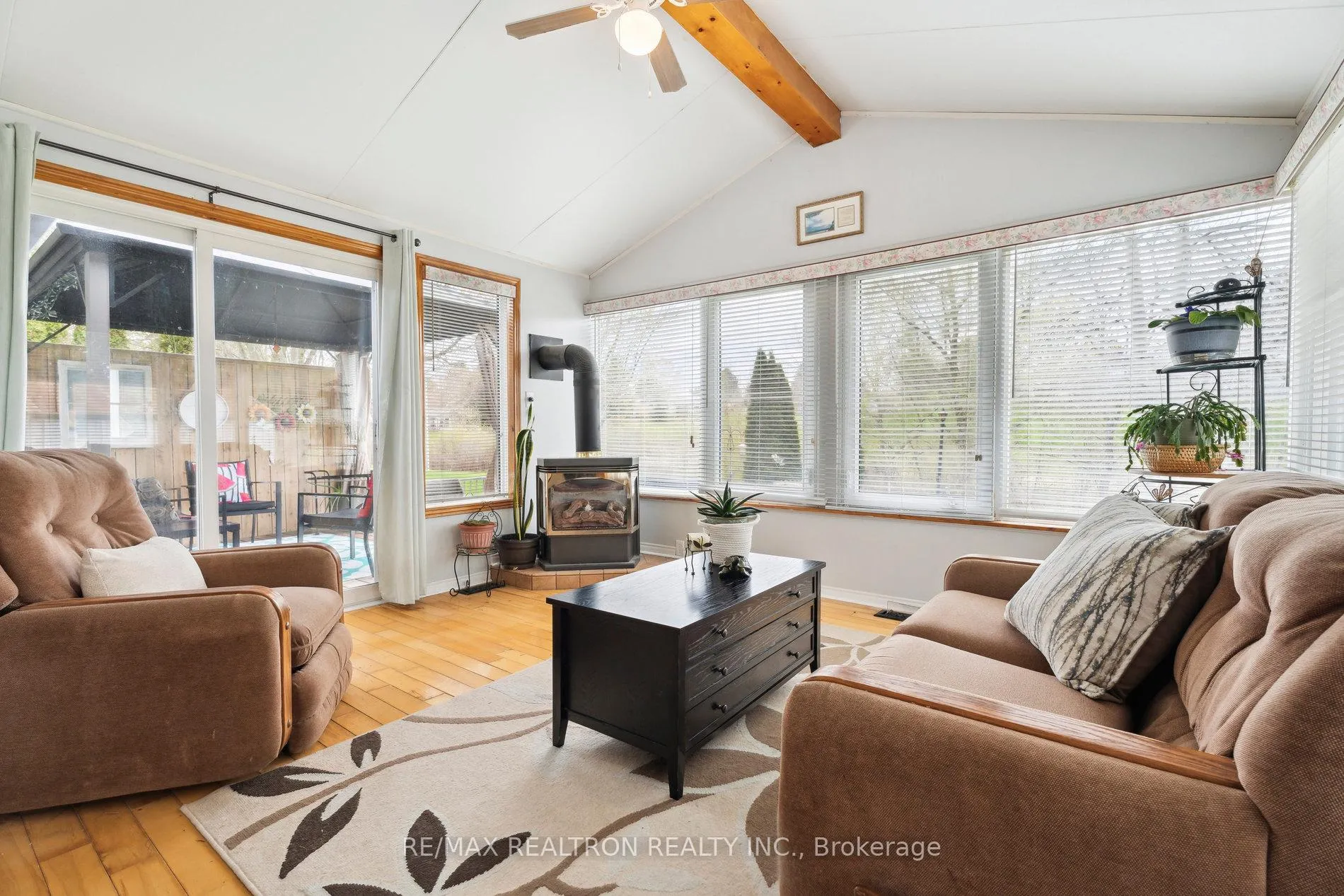 Photo 17 of 36 Tecumseth Pines Drive, New Tecumseth, Rural New Tecumseth — HOMEH